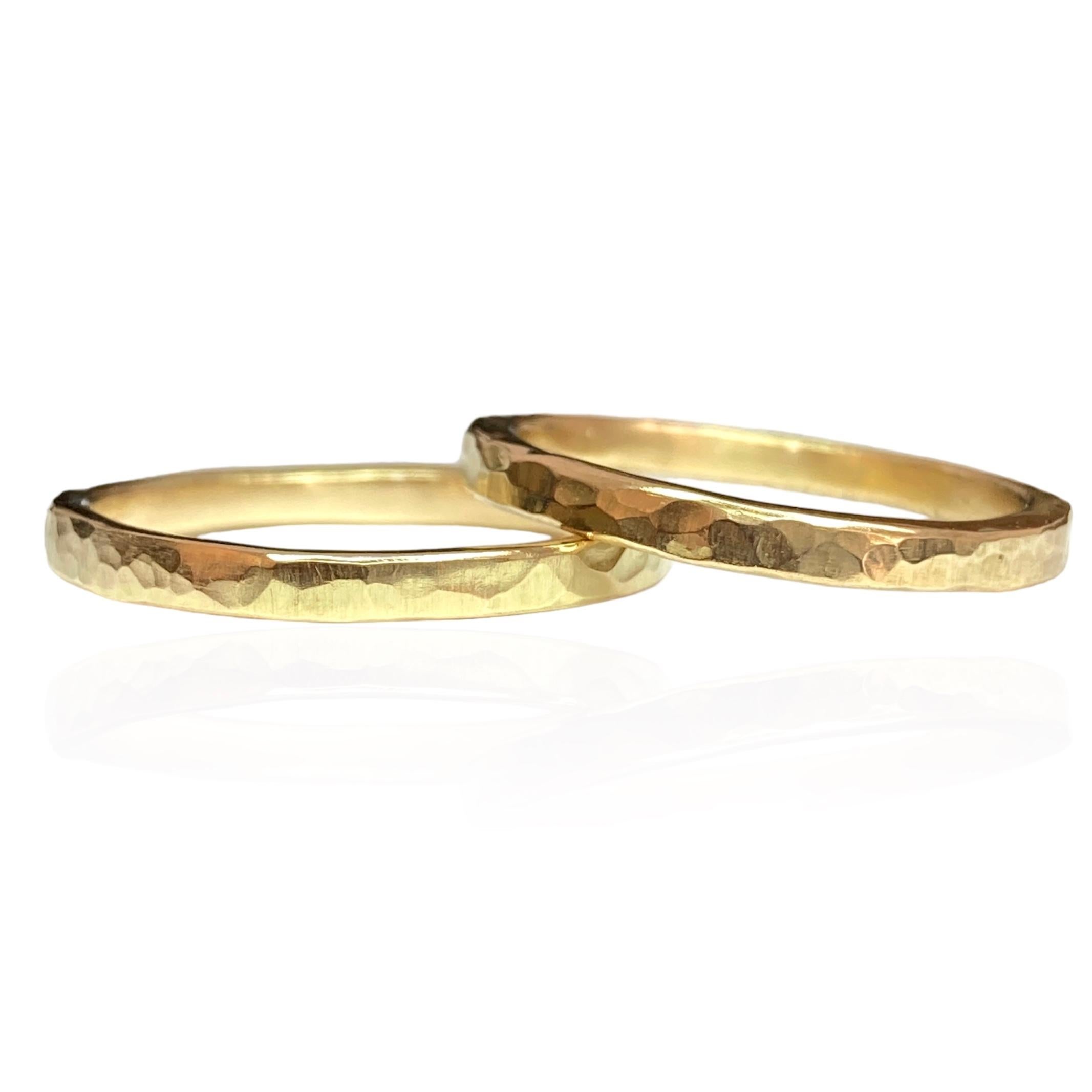 Deborah Murdoch 18 Karat Yellow Gold Textured Ring In New Condition For Sale In Scotland, GB