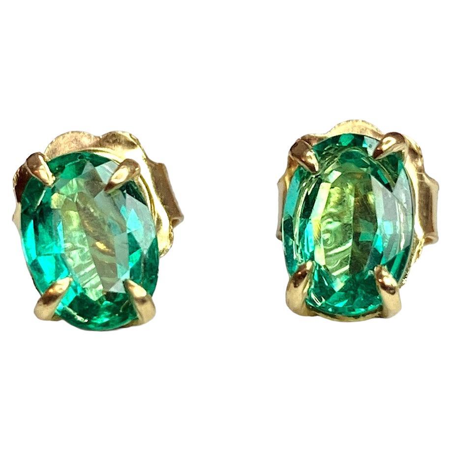 Deborah Murdoch 18K Yellow Gold 1.32ct Emerald Earrings For Sale