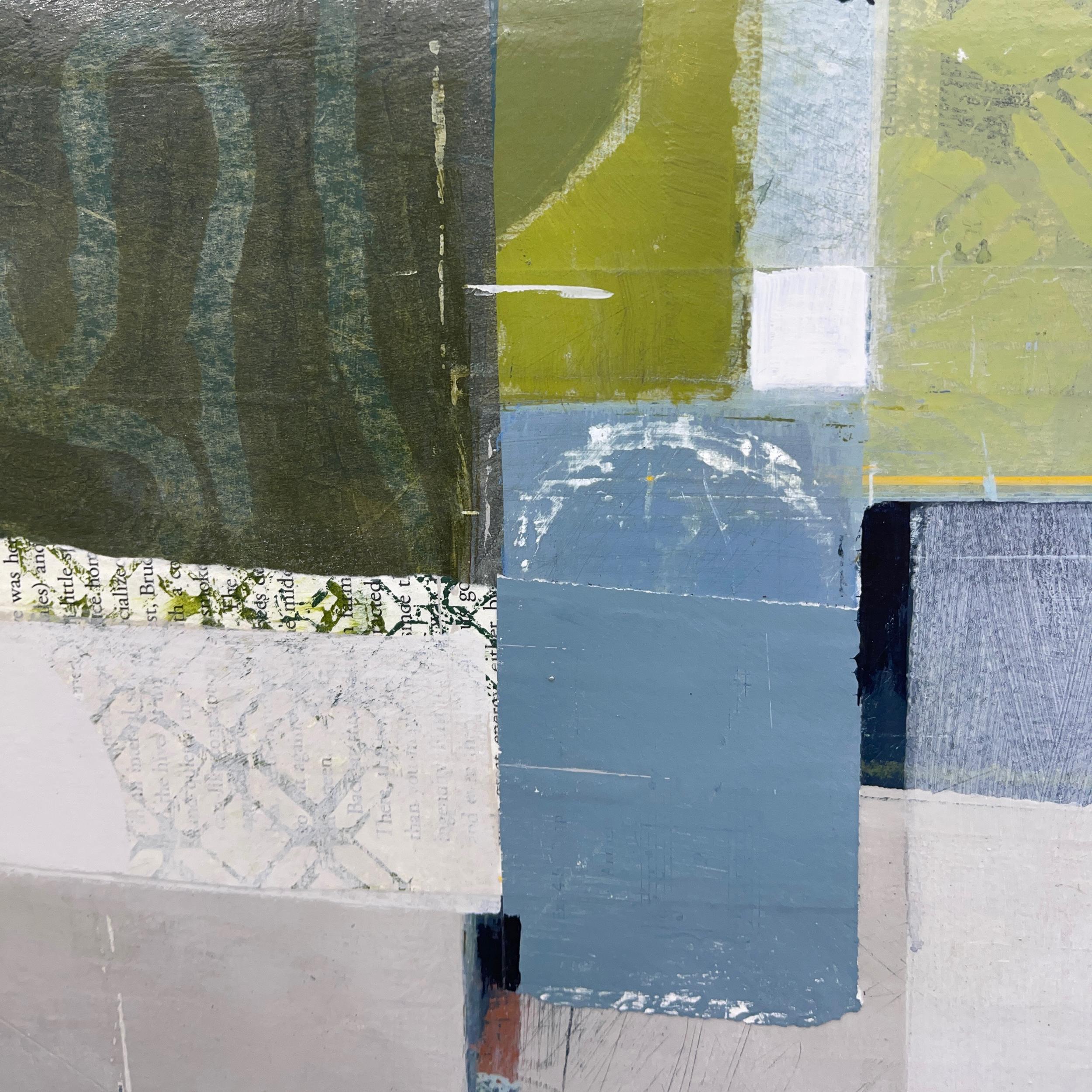 Abstraktes blau-weiß-grünes Gemälde und Collage auf Tafel von Entwined – Painting von Deborah T. Colter