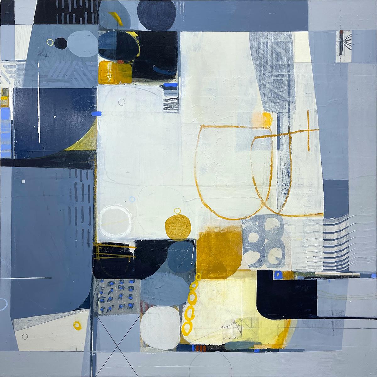 Deborah T. Colter Abstract Painting – Misty Blue – abstraktes blau-weiß-beige-braunes Gemälde und Collage auf Tafel