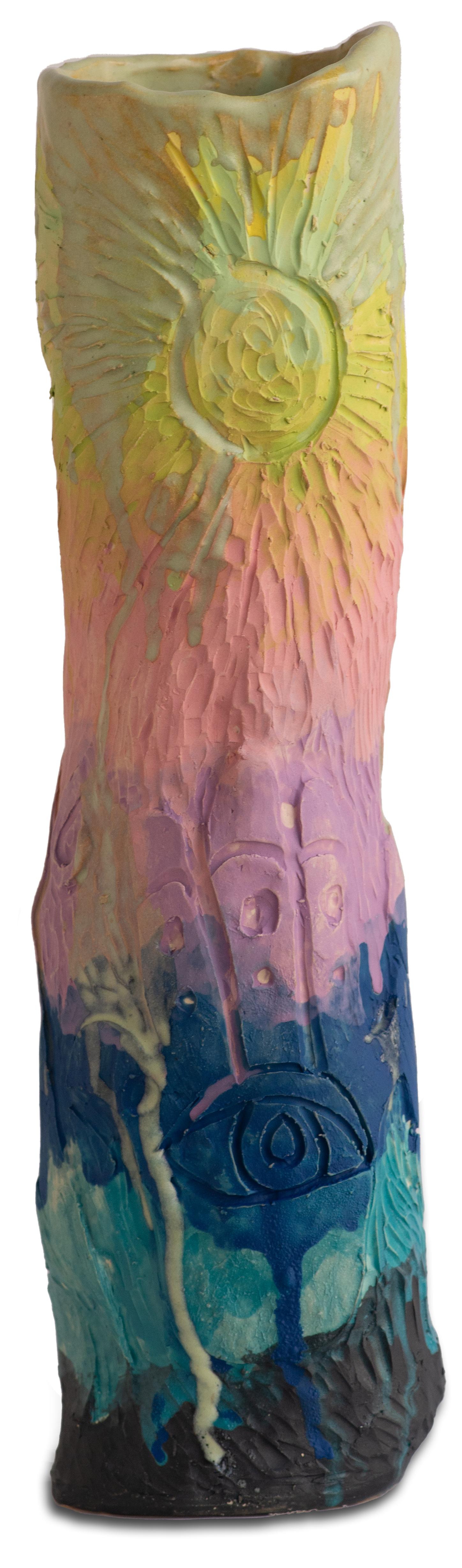 Figurative Sculpture di Deborah Yasinsky - Vaso Hamsa