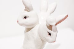 "Rabbit Rabbit Rabbit" Scultura a tre teste in ceramica vintage