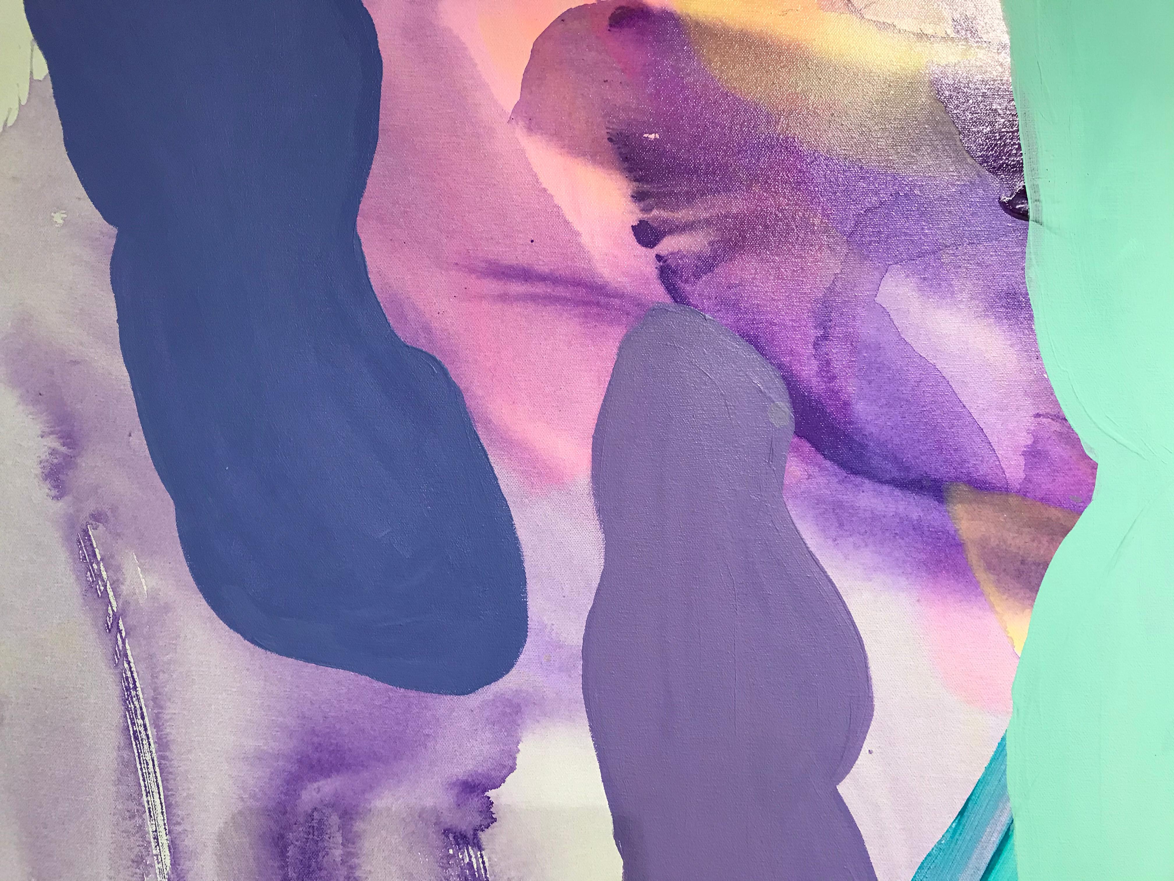 Si tratta di un dipinto astratto contemporaneo di grandi dimensioni dell'artista newyorkese/hawaiana Debra Drexler.  Forme verticali allungate in rosa, malva, lavanda e blu turchese si ergono su un campo stratificato di bianco crema pennellato di