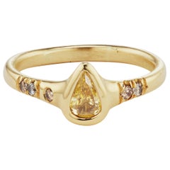 Debra Navarro Pear Yellow Diamond and 18 Karat Gold Solitaire Band Stack Ring