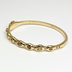 Debra Navarro Colored Diamonds and 18 Karat Yellow Gold Hinged Bangle Bracelet