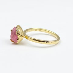 Debra Navarro Pink Spinel and Diamond 18 Karat Yellow Gold Stack Ring 2.01 Carat