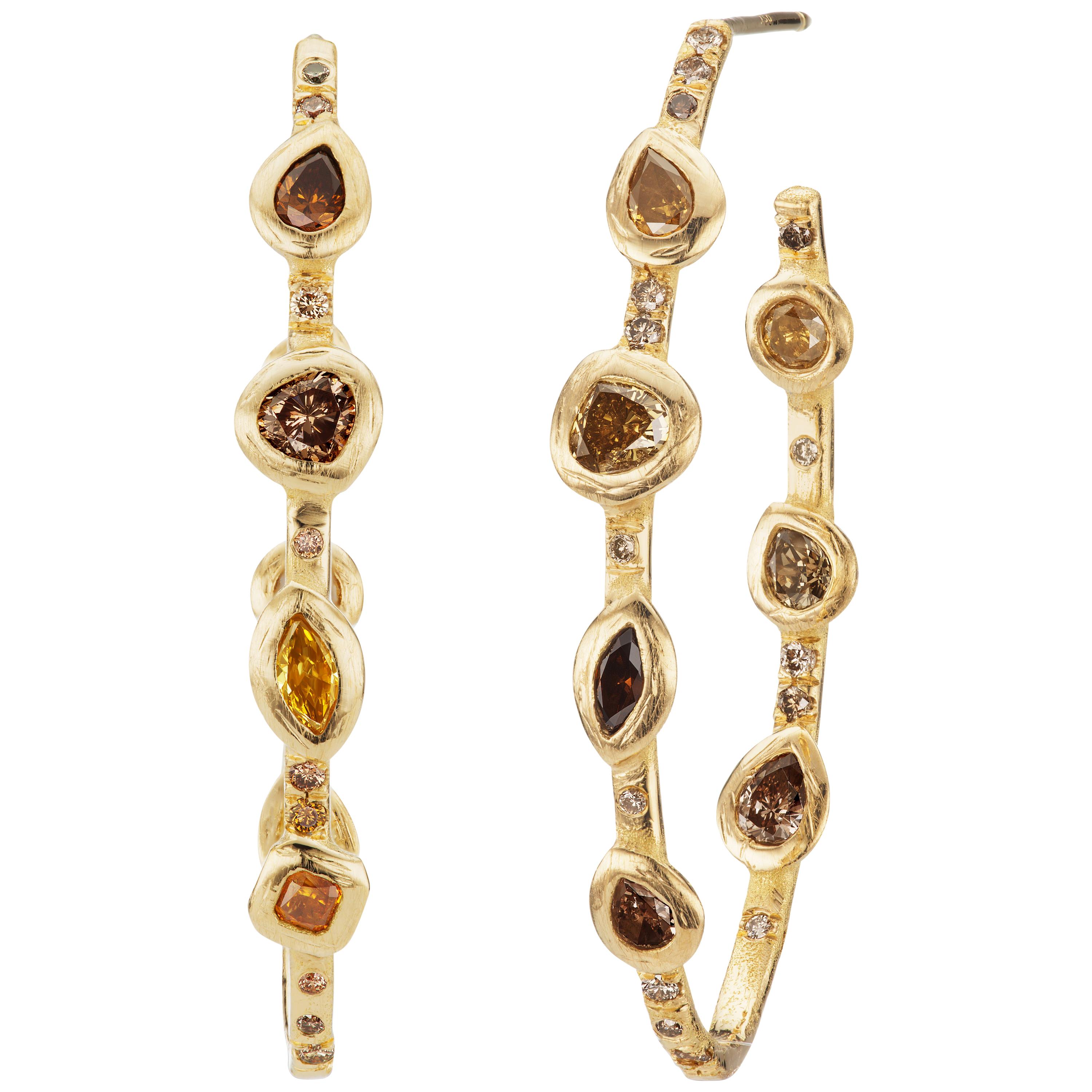 Debra Navarro Diamond and 18 Karat Gold Oval Stud Hoop Earrings 3.56 Carats For Sale