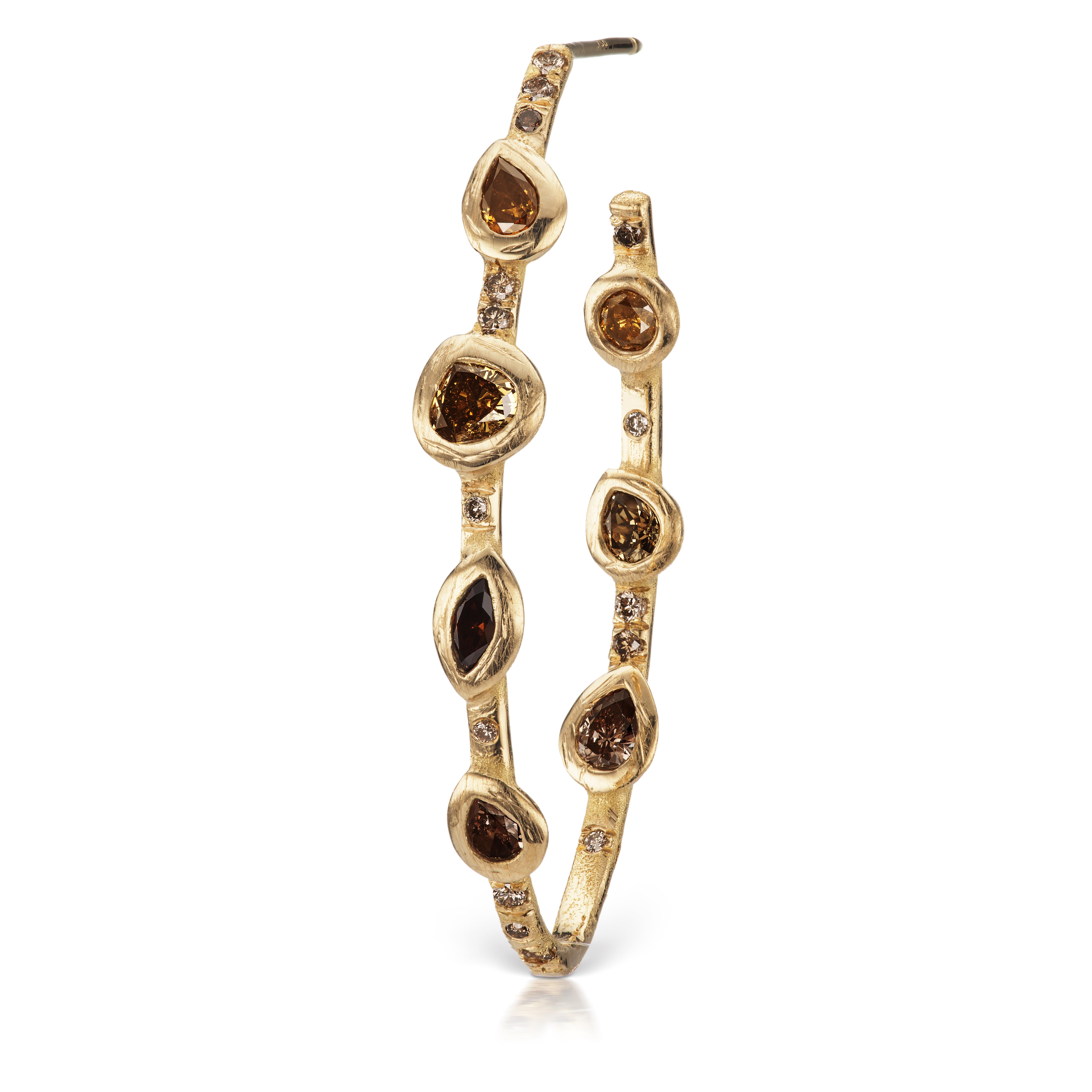 Artisan Debra Navarro Diamond and 18 Karat Gold Oval Stud Hoop Earrings 3.56 Carats For Sale