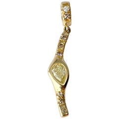 Debra Navarro Diamond and 18 Karat Yellow Gold Pendant Necklace Stiletto Stick