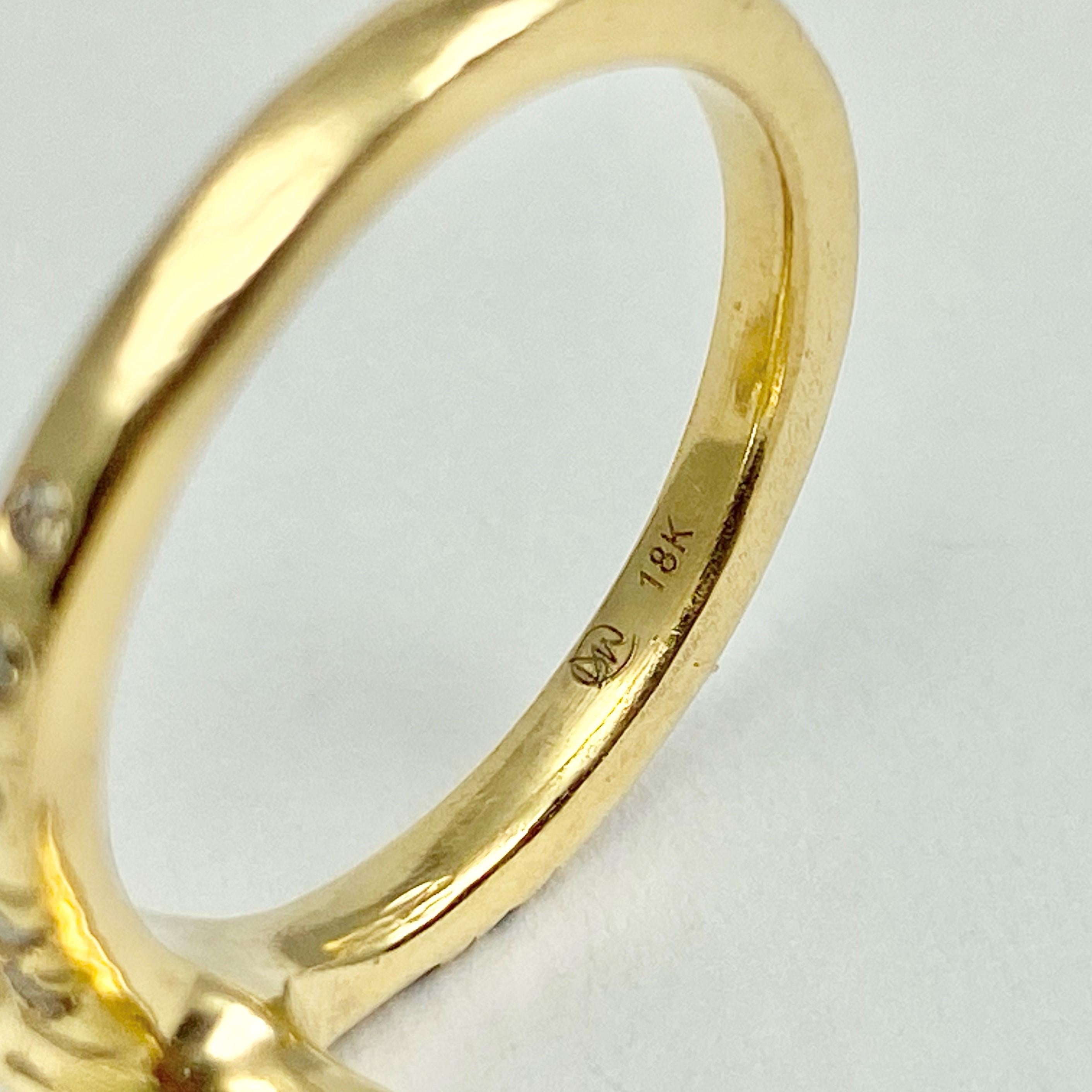 Women's Debra Navarro Colored Diamond and 18 Karat Yellow Gold Three-Stone Band Ring For Sale