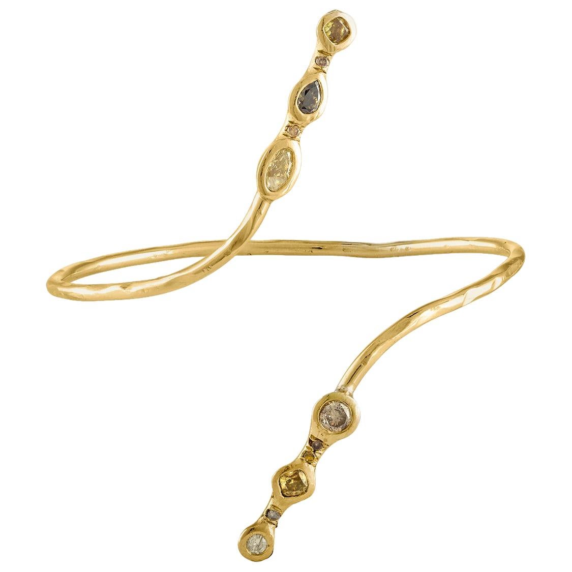 Debra Navarro Diamond and 18 Karat Yellow Gold Bypass Cuff Bracelet 1.10 Carats For Sale