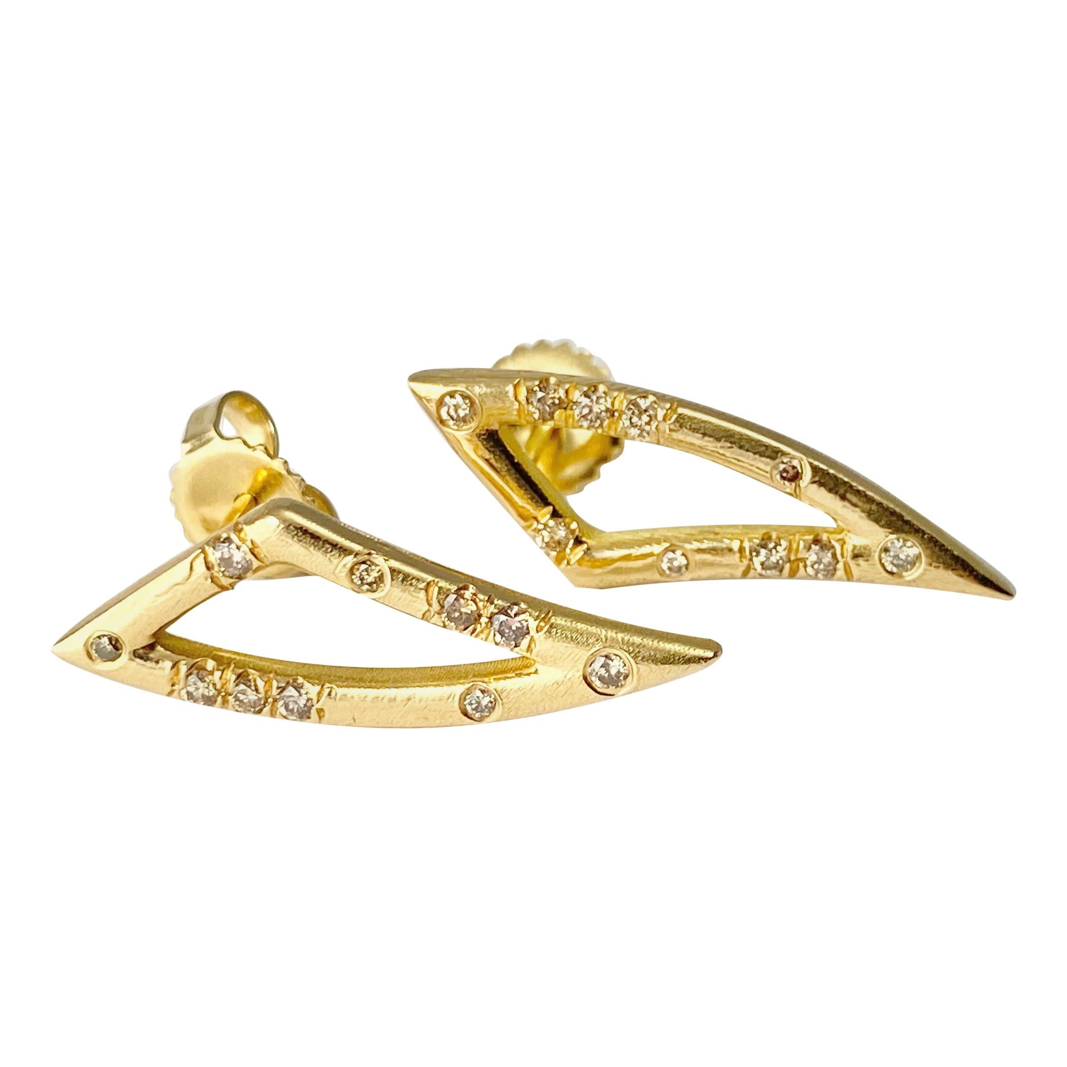 Debra Navarro Diamond and 18 Karat Yellow Gold Tusk Triangle Stud Earrings For Sale