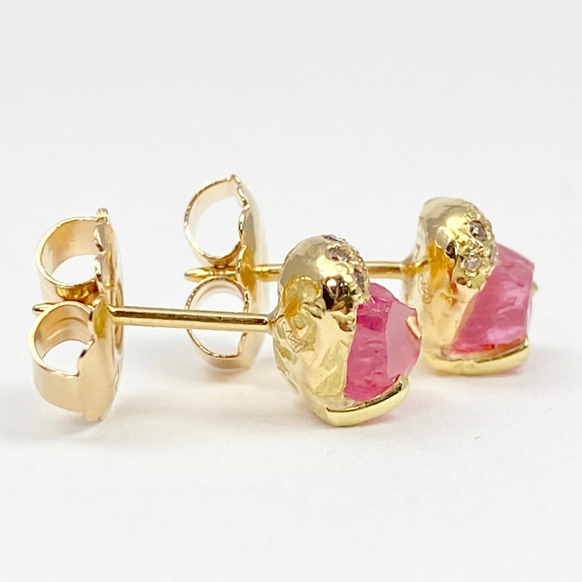 Rough Cut Debra Navarro Natural Pink Spinel and Diamond 18 Karat Yellow Gold Stud Earrings For Sale