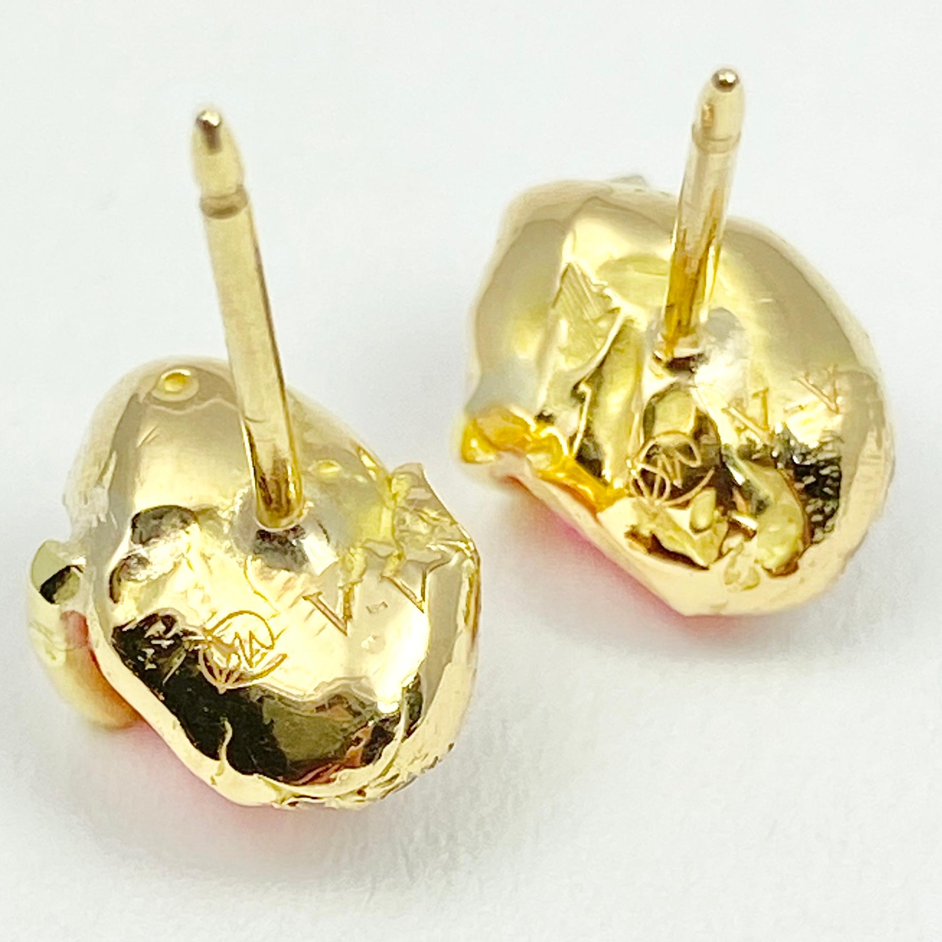 Women's Debra Navarro Natural Pink Spinel and Diamond 18 Karat Yellow Gold Stud Earrings For Sale