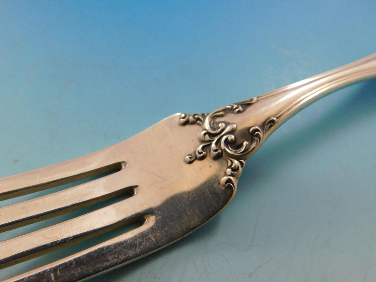 Argent sterling Ensemble de couverts en argent sterling pour 12 personnes 66 pièces Debussy par Towle en vente