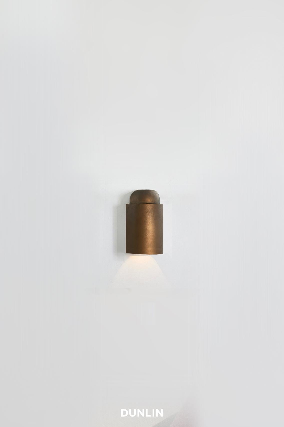 
Introducing the Decade Mini Step Light: Designed in Sydney, Australia by Dunlin, the Decade Mini Wall Light epitomises sophistication, serving as an excellent option for stairway lighting. Its robust build guarantees adaptability, seamlessly