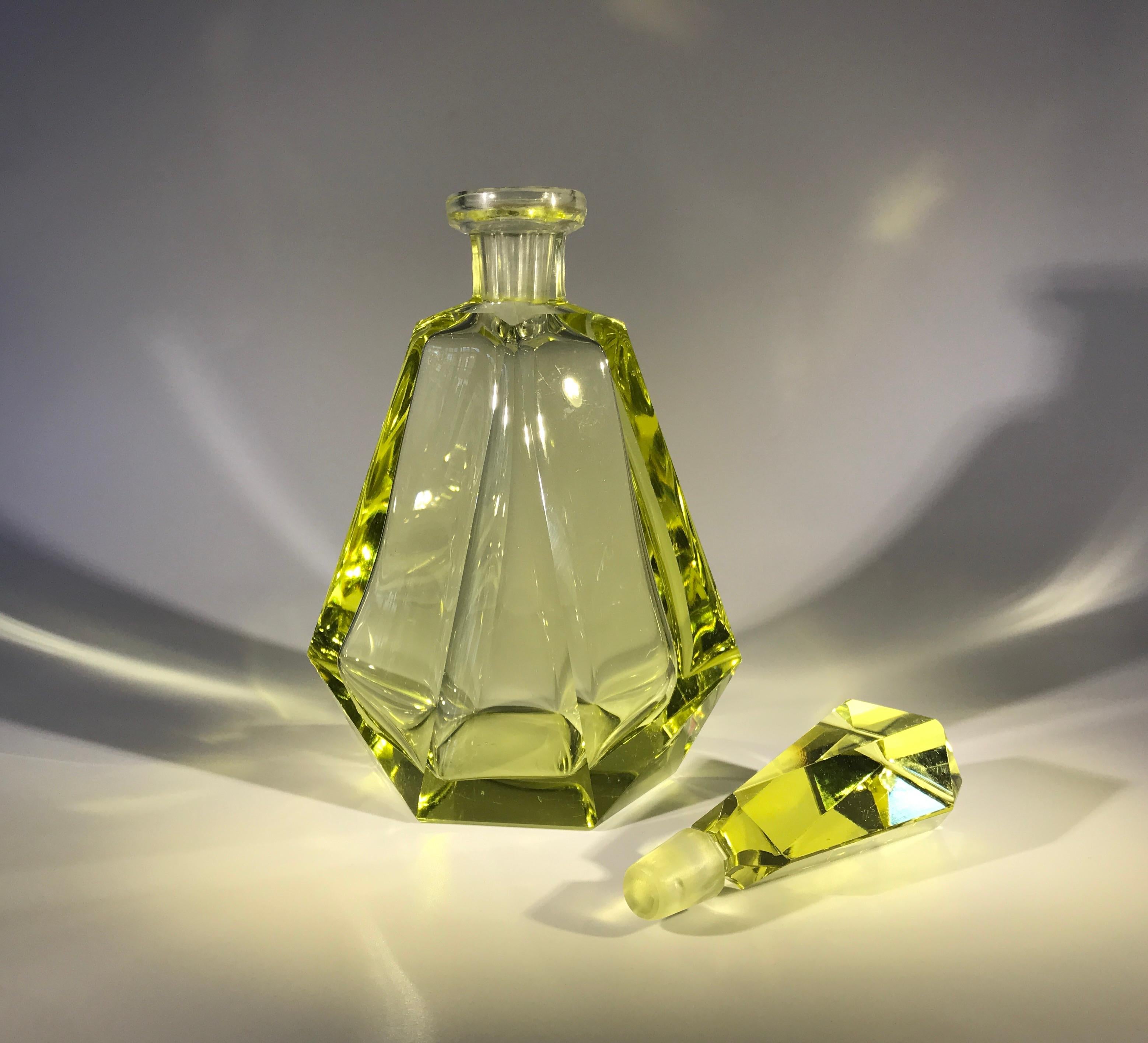 Decadent Art Deco Vogue, Faceted Chartreuse Czech Crystal Decanter In Good Condition In Rothley, Leicestershire