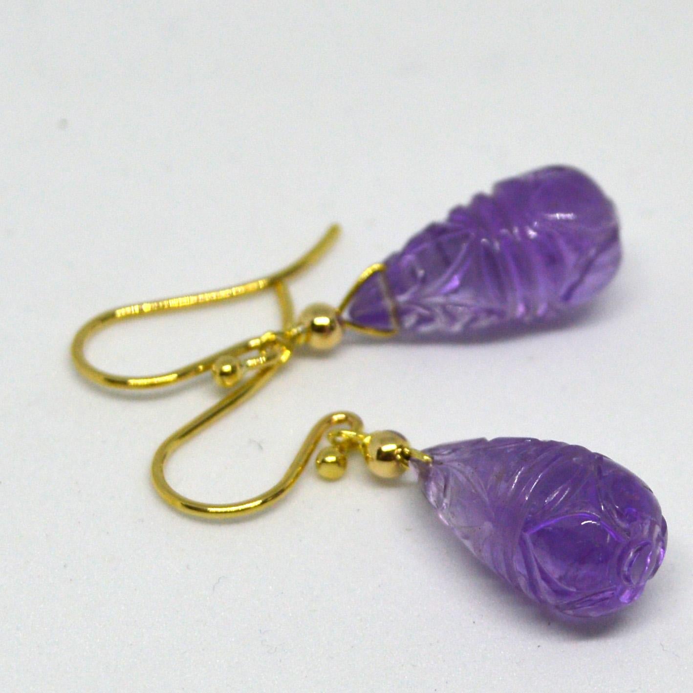Decadent Jewels Carved Amethyst 9 Karat and 14 Karat Gold Earrings In New Condition In Sydney, AU