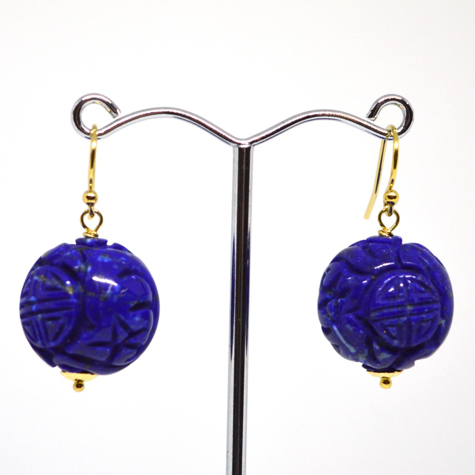 Decadent Jewels Carved Lapis Lazuli Gold Earrings In New Condition In Sydney, AU