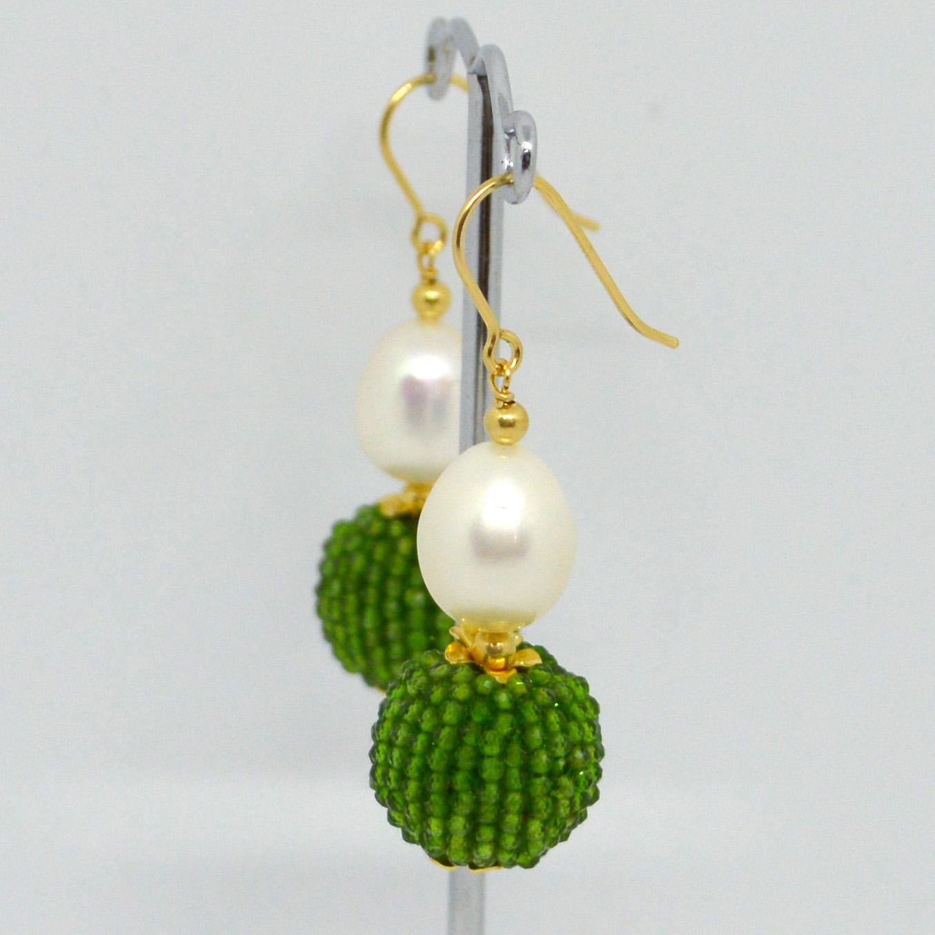 Bead Decadent Jewels Chrome Diopside Fresh Water Pearl Gold Drop Earrings For Sale