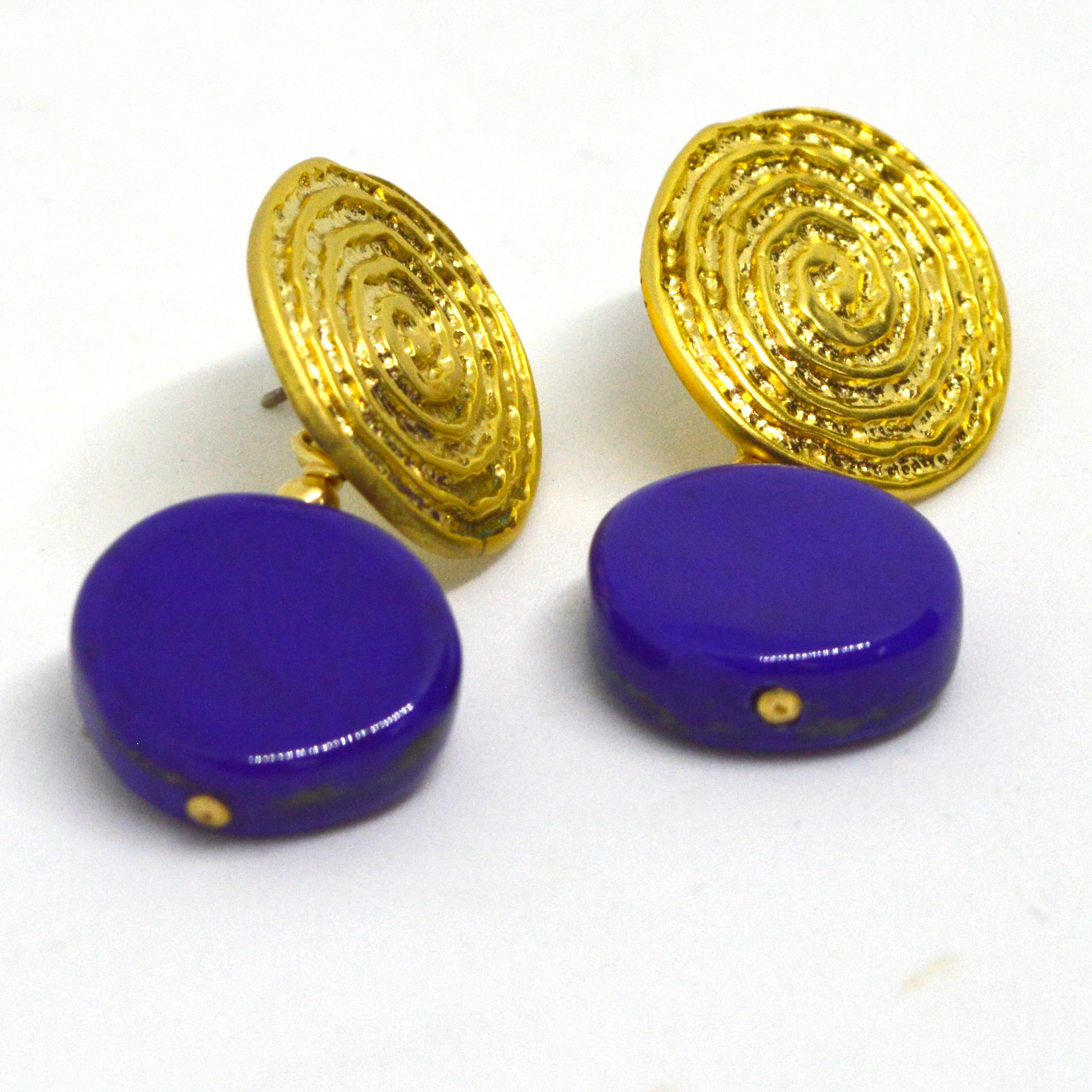 Bead Decadent Jewels Lapis Lazuli Coil Gold Stud Earrings For Sale