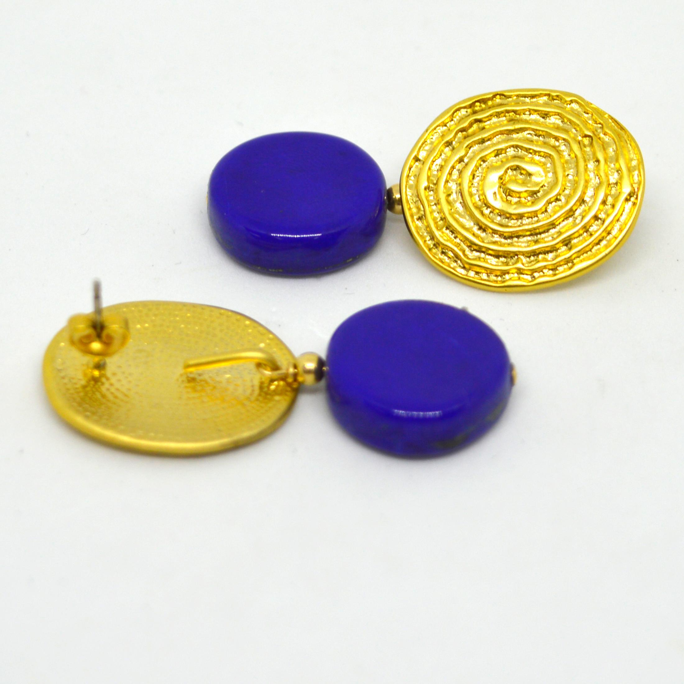 Women's Decadent Jewels Lapis Lazuli Coil Gold Stud Earrings For Sale