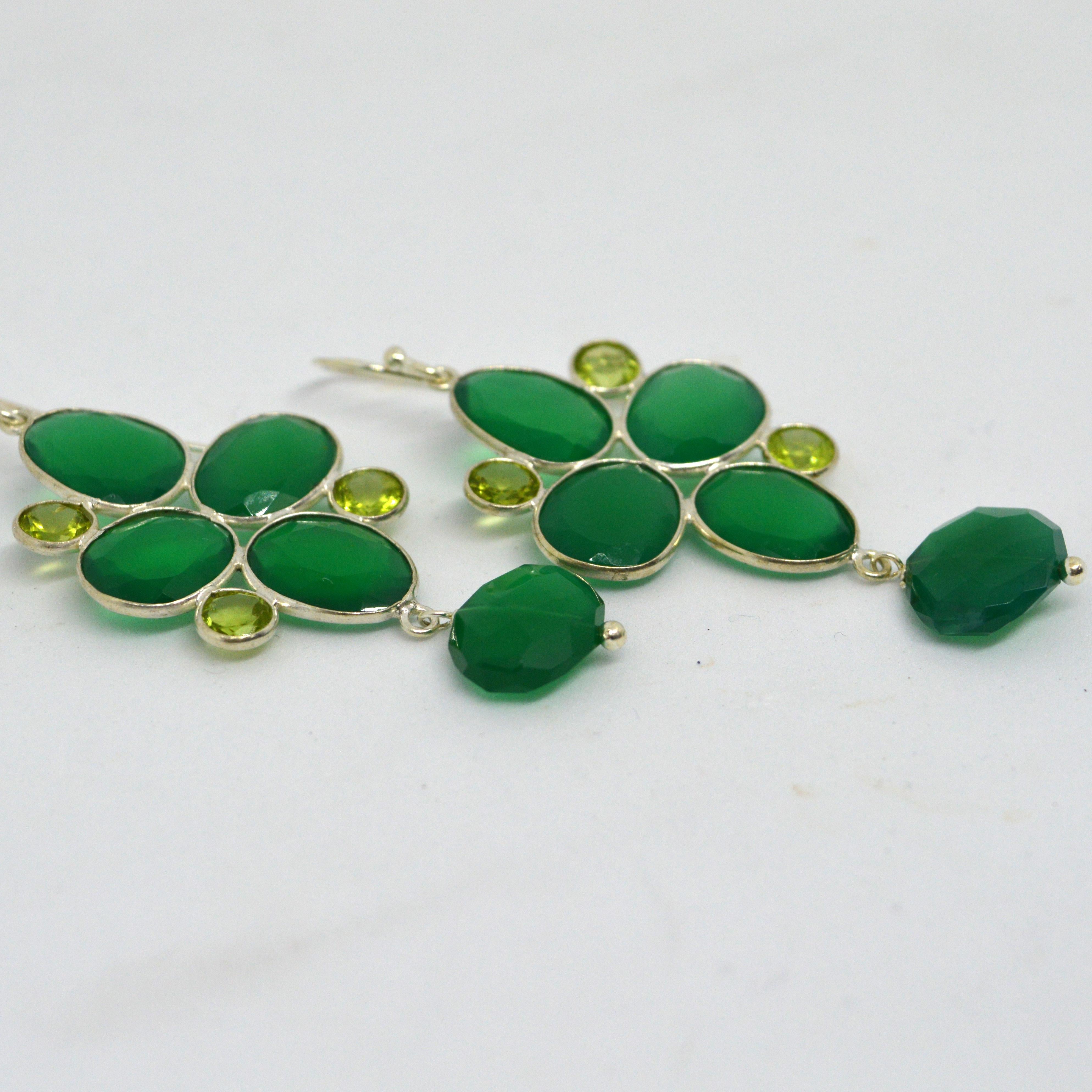 Contemporary Decadent Jewels Peridot Green Onyx Sterling Silver Earrings