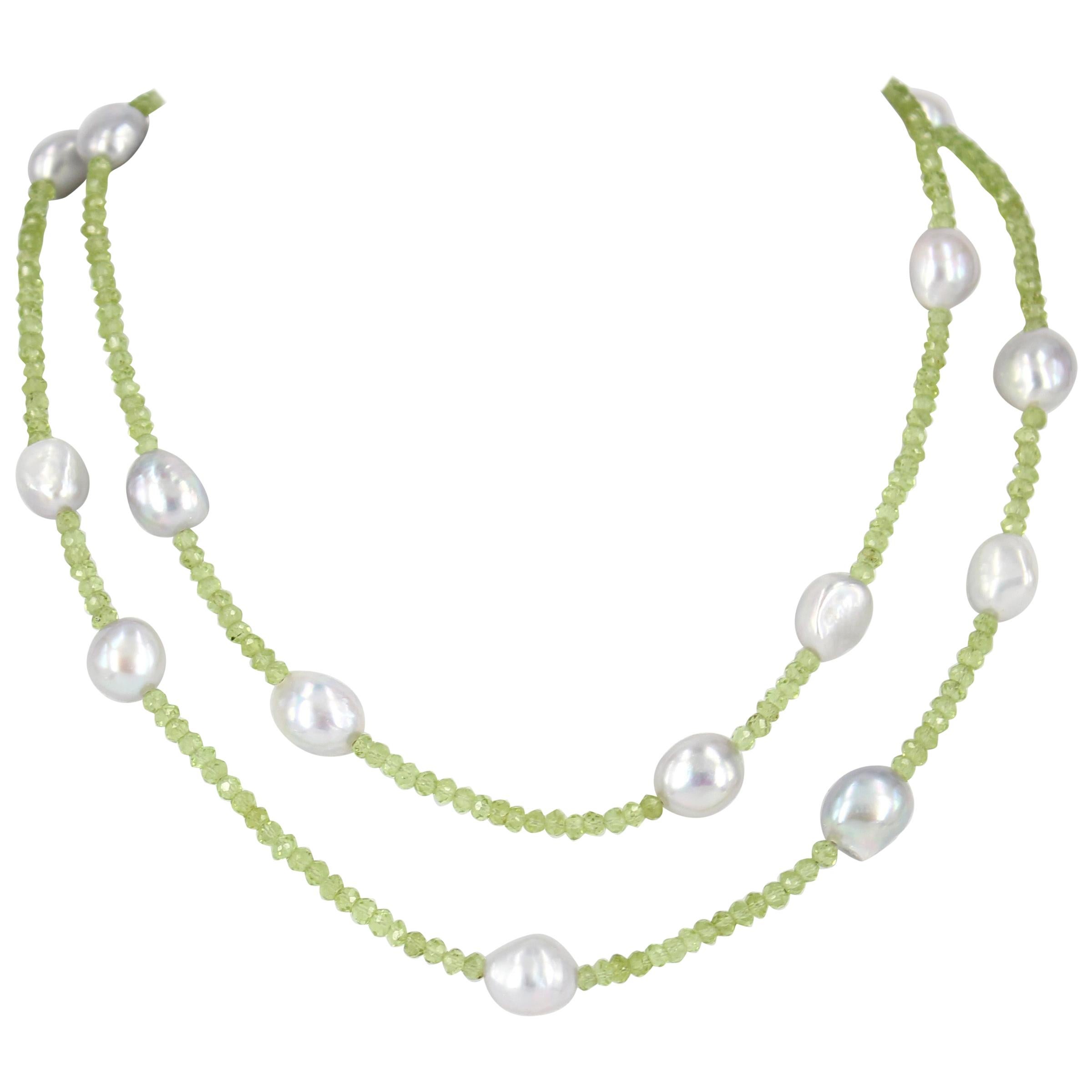 Decadent Jewels Peridot Grey Fresh Water Pearl Necklace For Sale