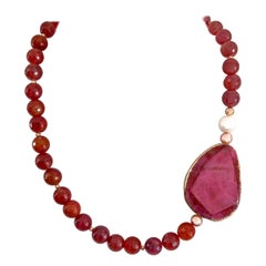 Decadent Jewels Red Faceted Agate Pearl Gold Tones Pink Agate Bead Gold Necklace