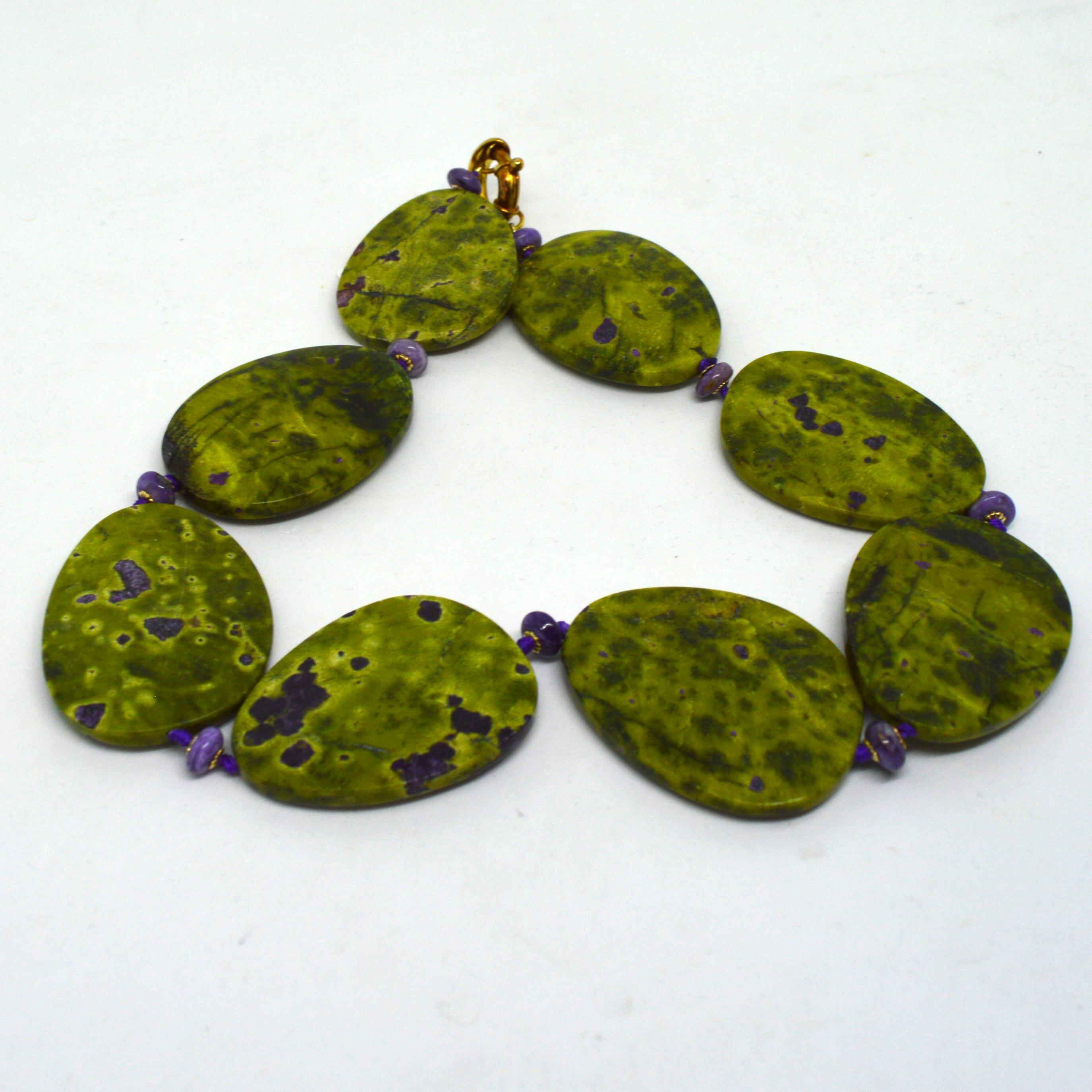 Decadent Jewels Stitchite and Charoite Gold Necklace In New Condition For Sale In Sydney, AU