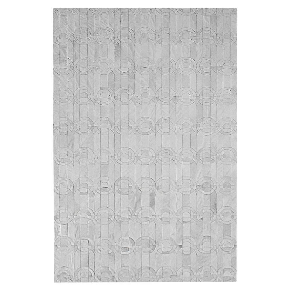 Decadent New Customizable Curvo Cream Cowhide Area Floor Rug Small For Sale