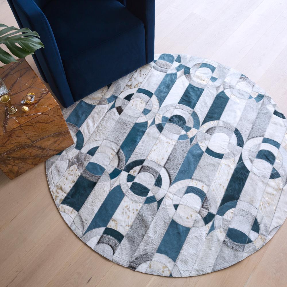 Pakistani Decadent New Customizable Curvo Jade Cowhide Rug Round Small For Sale