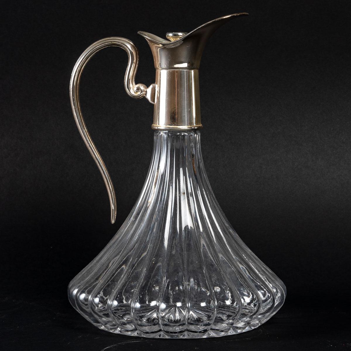 Decanter and Its Stopper, 20th Century 2