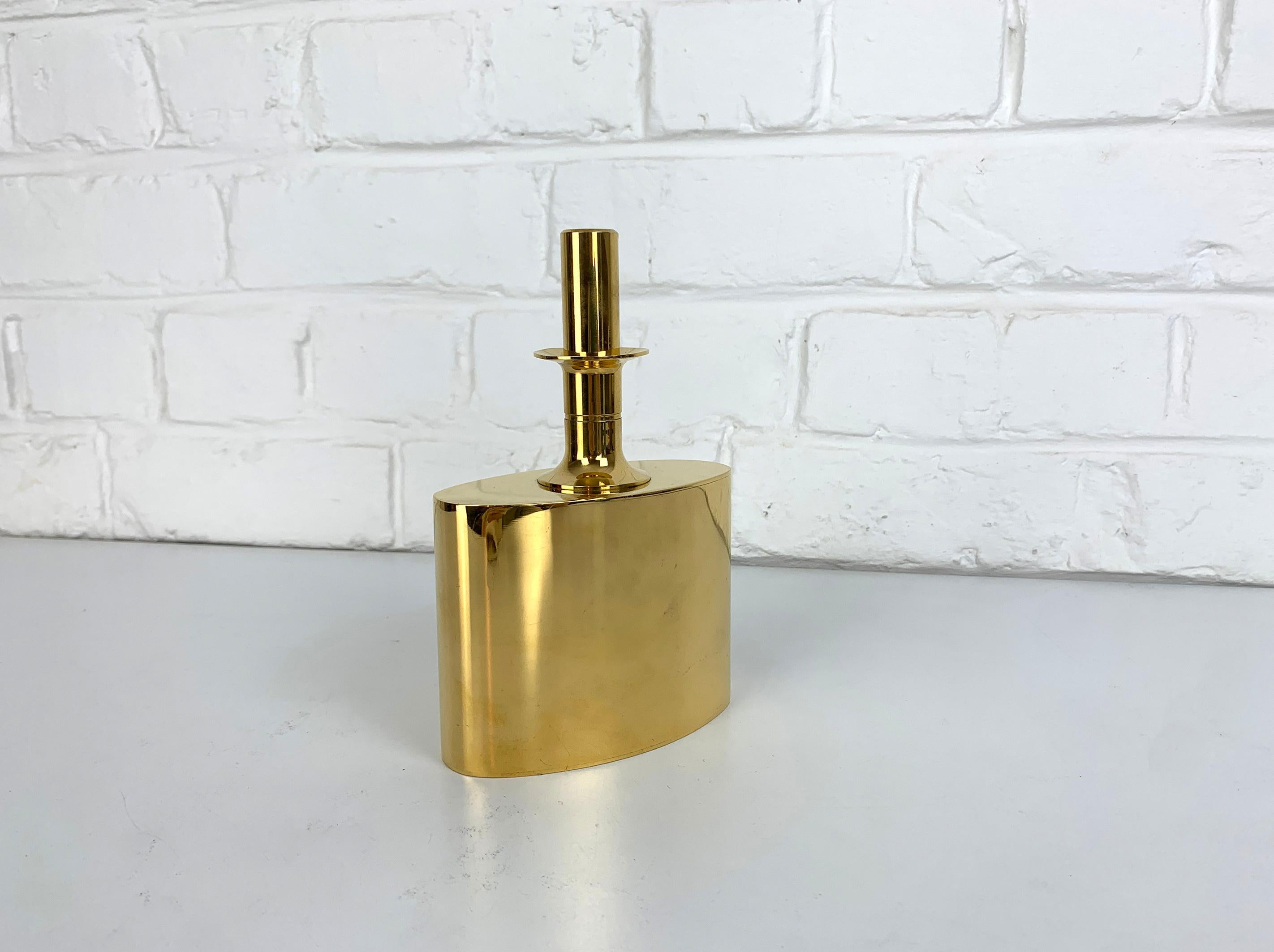 Decanter / Fiaschetta, ottone placcato oro 23 carati Pierre Forssell per Skultuna, anni '60 in vendita 5