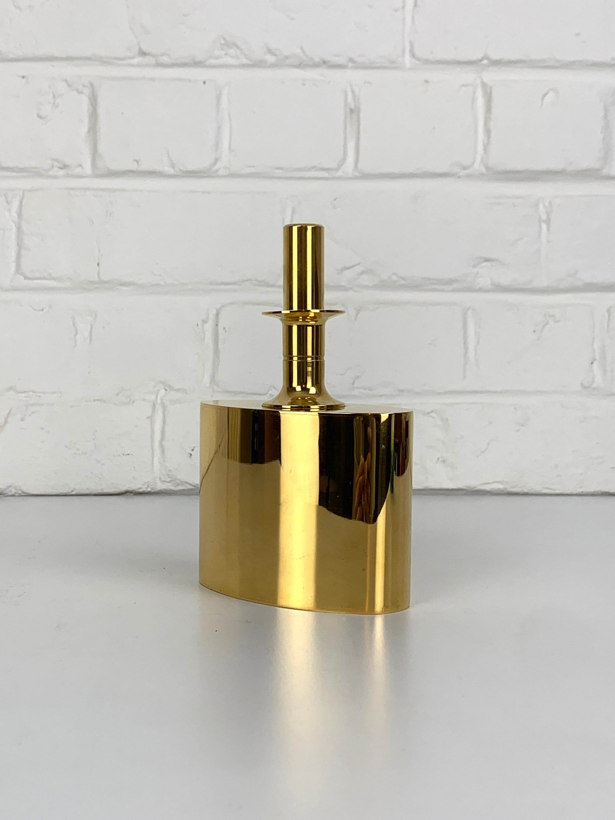 Scandinavo moderno Decanter / Fiaschetta, ottone placcato oro 23 carati Pierre Forssell per Skultuna, anni '60 in vendita