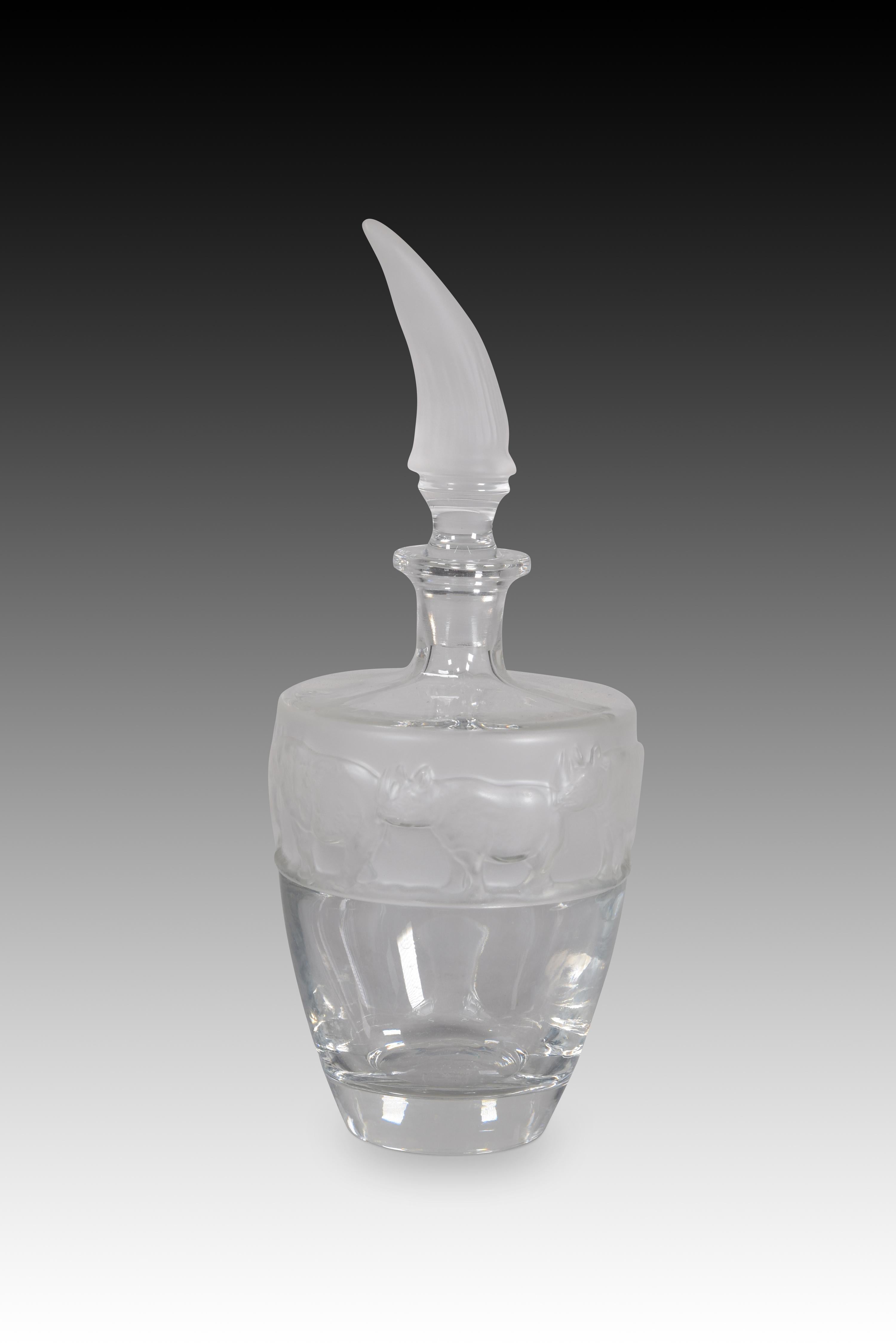 Autre Carafe ou bouteille Rhinoceros Le verre. Nachtmann, Allemagne, XXe siècle.  en vente