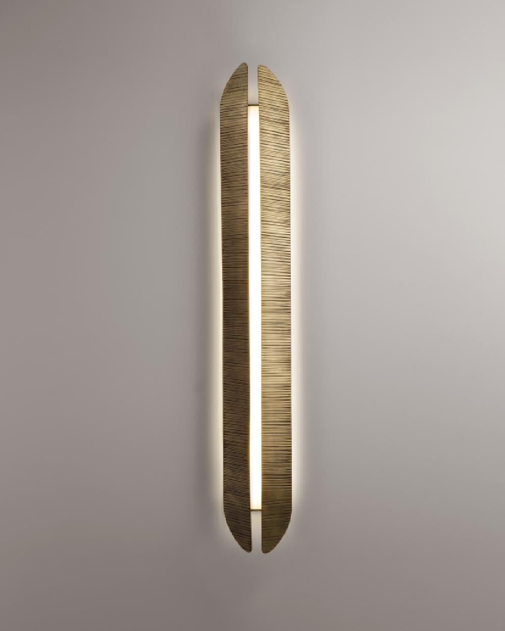 DeCastelli AARE grande applique murale LED en acier H8 d'Alexander Purcell Rodrigues en vente 4