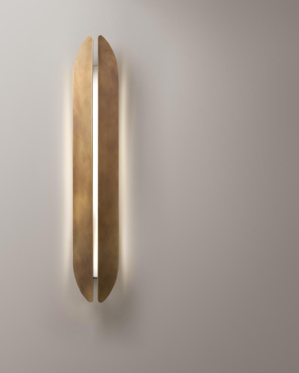 DeCastelli AARE Medium Wall Light in Brass by Alexander Purcell Rodrigues