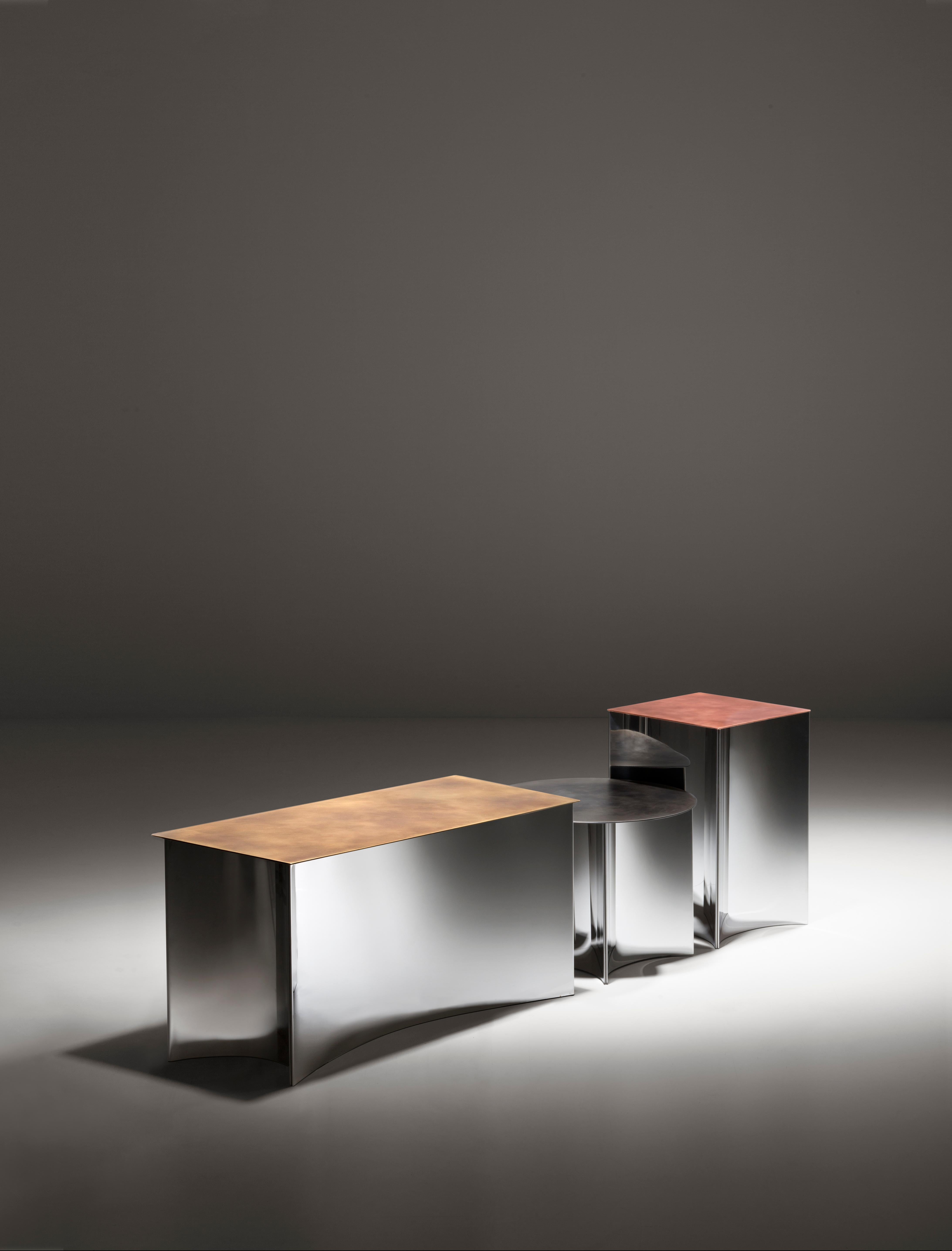 XXI secolo e contemporaneo Tavolino DeCastelli Alchemy 50 in rame con base in acciaio inox di Stormo in vendita