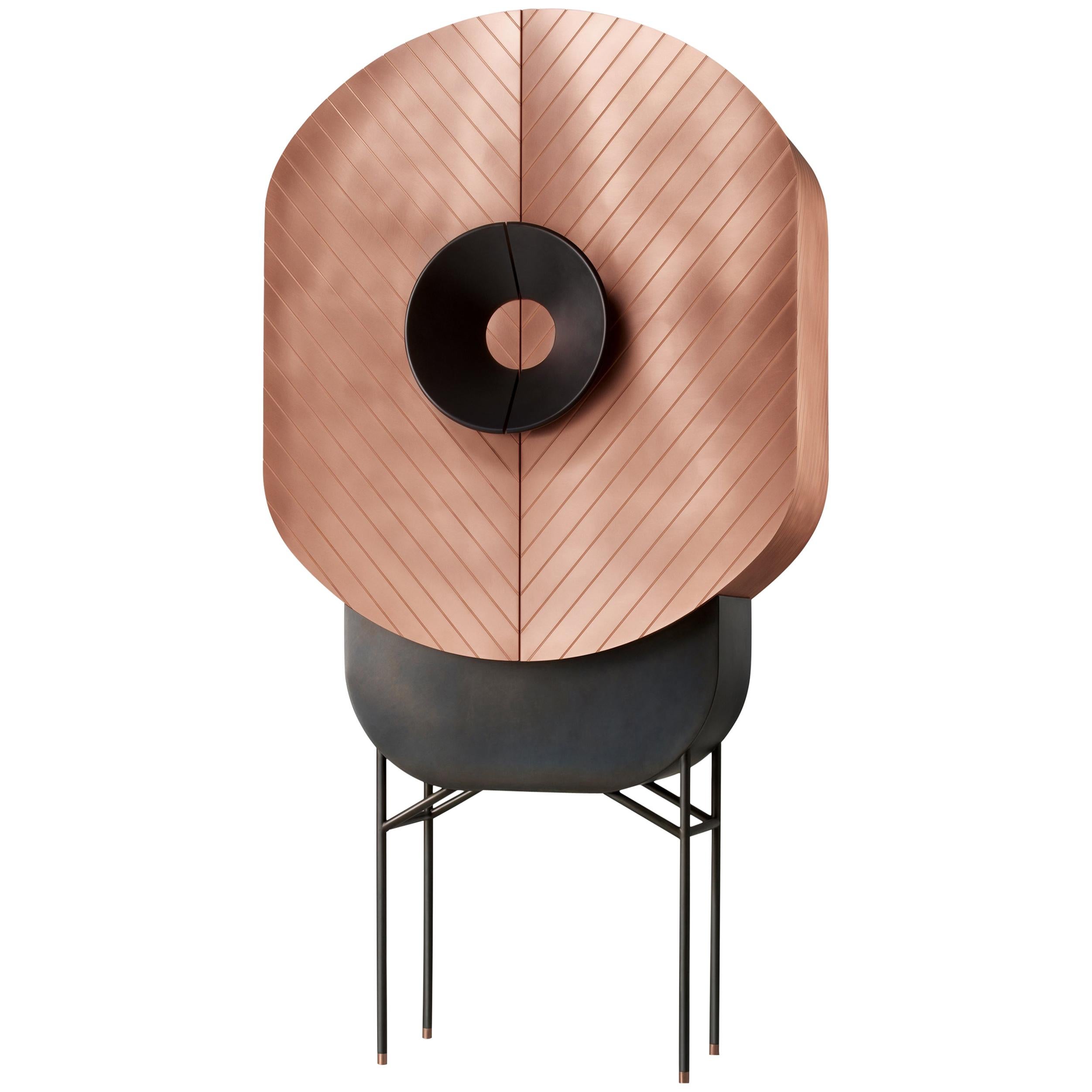 DeCastelli meuble cabinet Polifemo en cuivre brossé d'Elena Salmistraro en vente