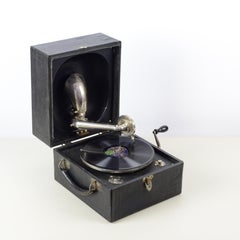 Decca Junior 'Trench' Compact Portable Gramophone Phonograph, Good Working Order