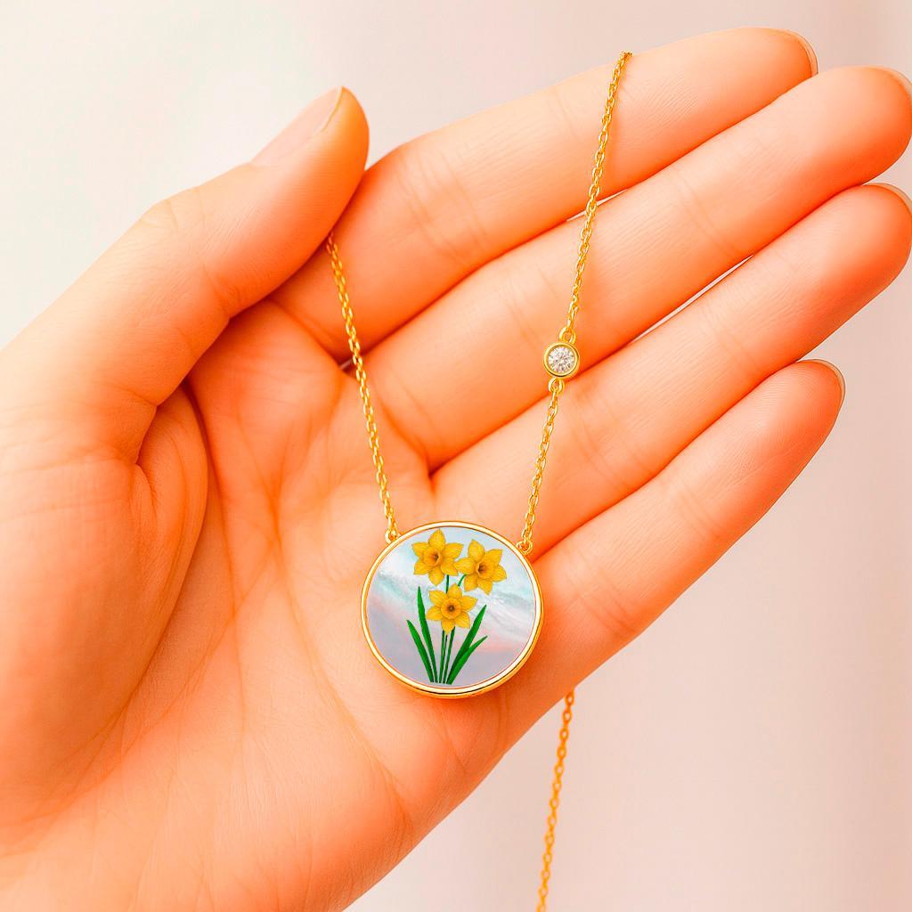 Ciondolo con fiore del mese di nascita di dicembre - Ciondolo con fiore di narciso In condizioni Nuovo in vendita a Istanbul, TR
