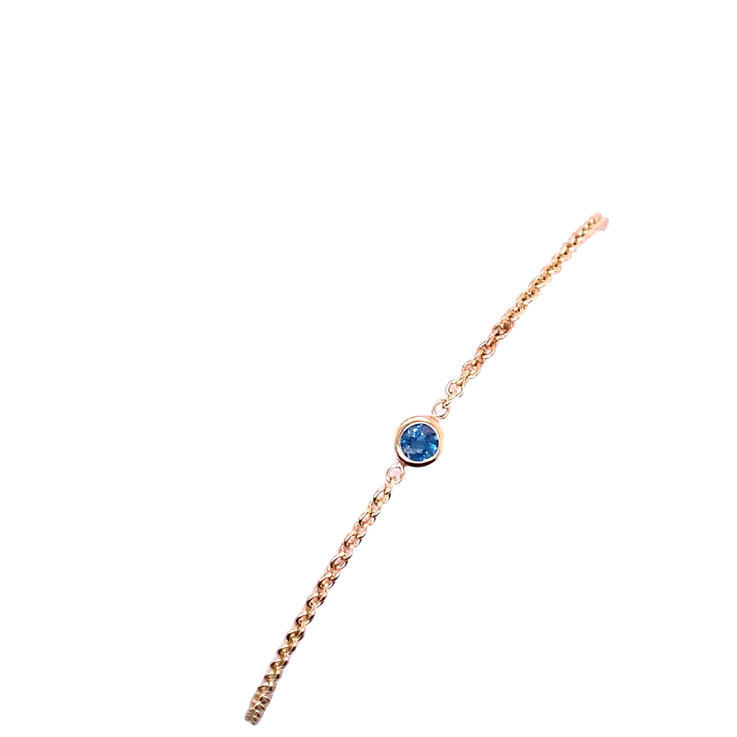 Dezember Geburtsstein-Armband-Set mit 0,11 Karat rundem blauem Topas aus 9 Karat Gelbgold (Rundschliff) im Angebot