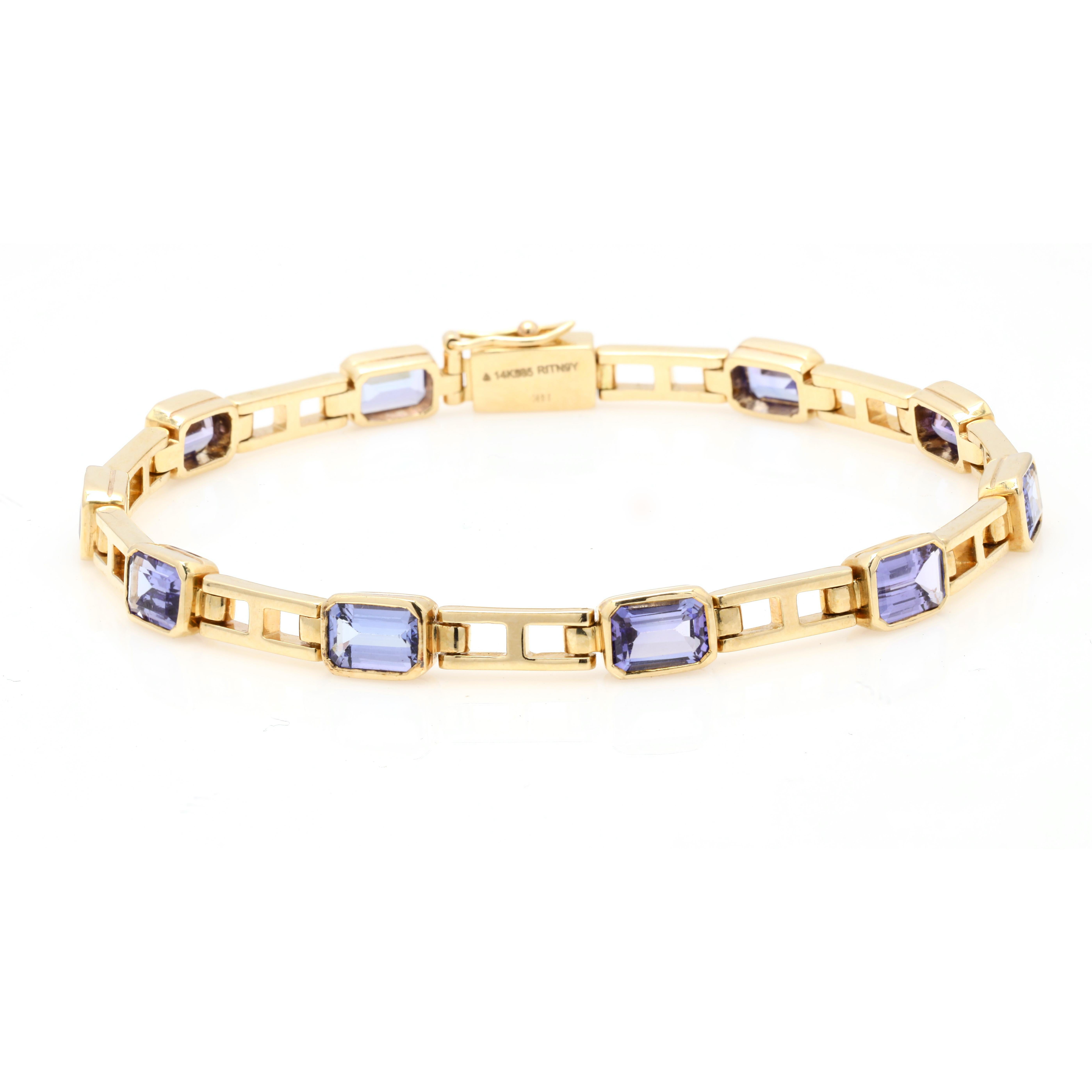Tanzanite tennis bracelet made in 14K gold. It has a perfect octagon cut gemstone to make you stand out on any occasion or an event. 
Tanzanite facilitates higher concentration.
Featuring 6.82 cts of tanzanite set in solid 14K gold chain style in