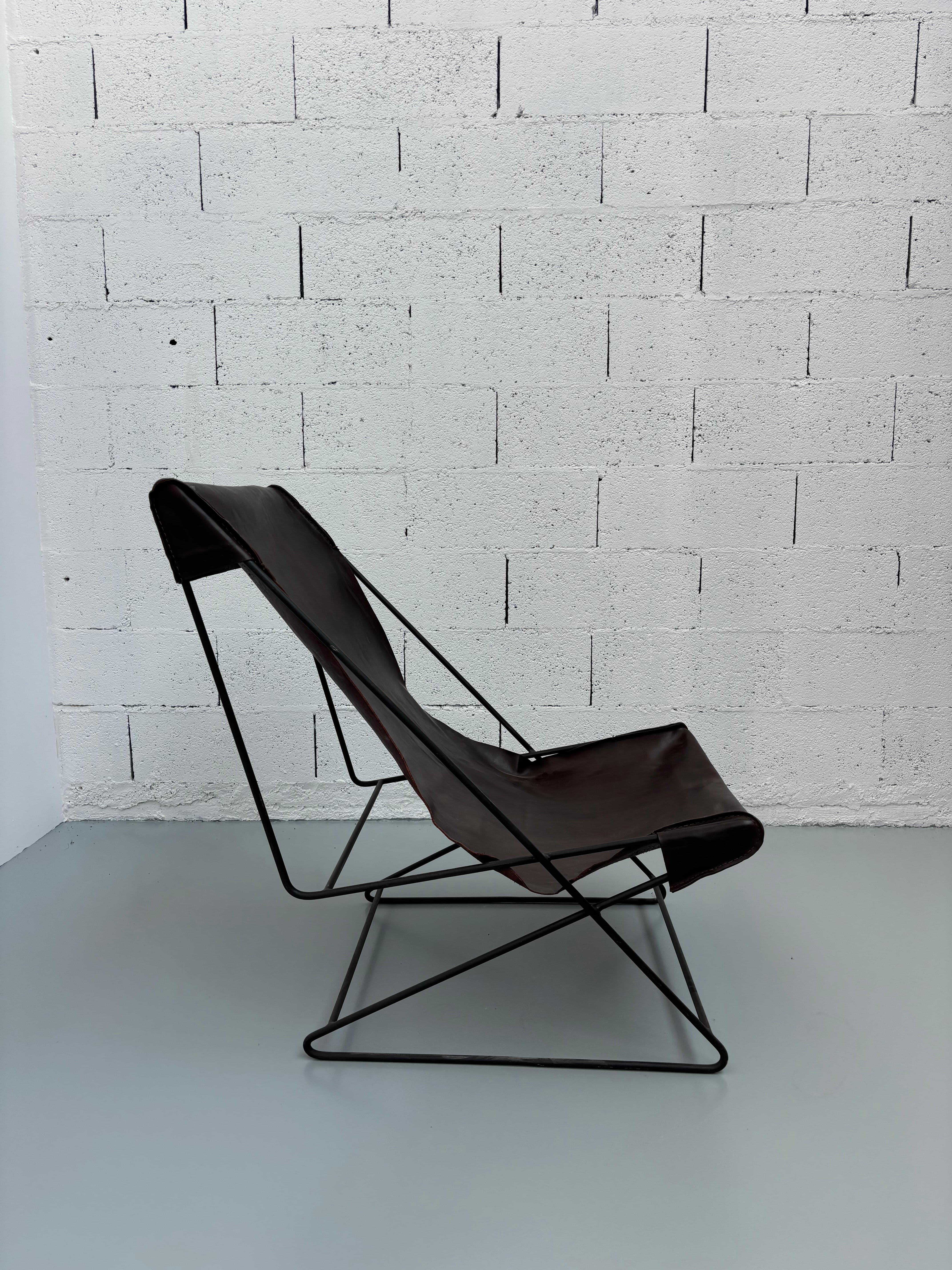 Liegestuhl von Lina Bo Bardi, entworfen für casa valéria (Moderne der Mitte des Jahrhunderts) im Angebot