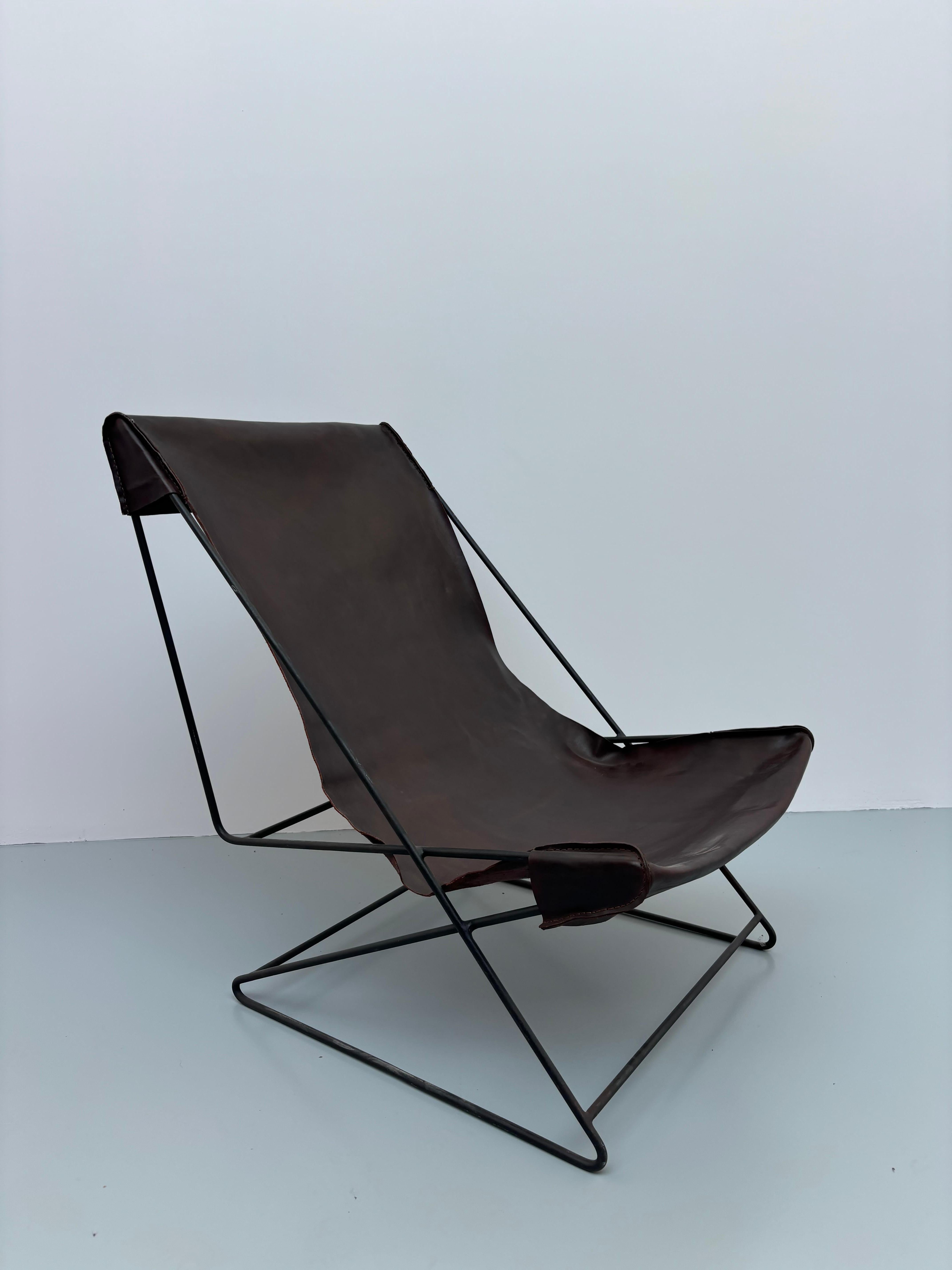 Liegestuhl von Lina Bo Bardi, entworfen für casa valéria (Mitte des 20. Jahrhunderts) im Angebot