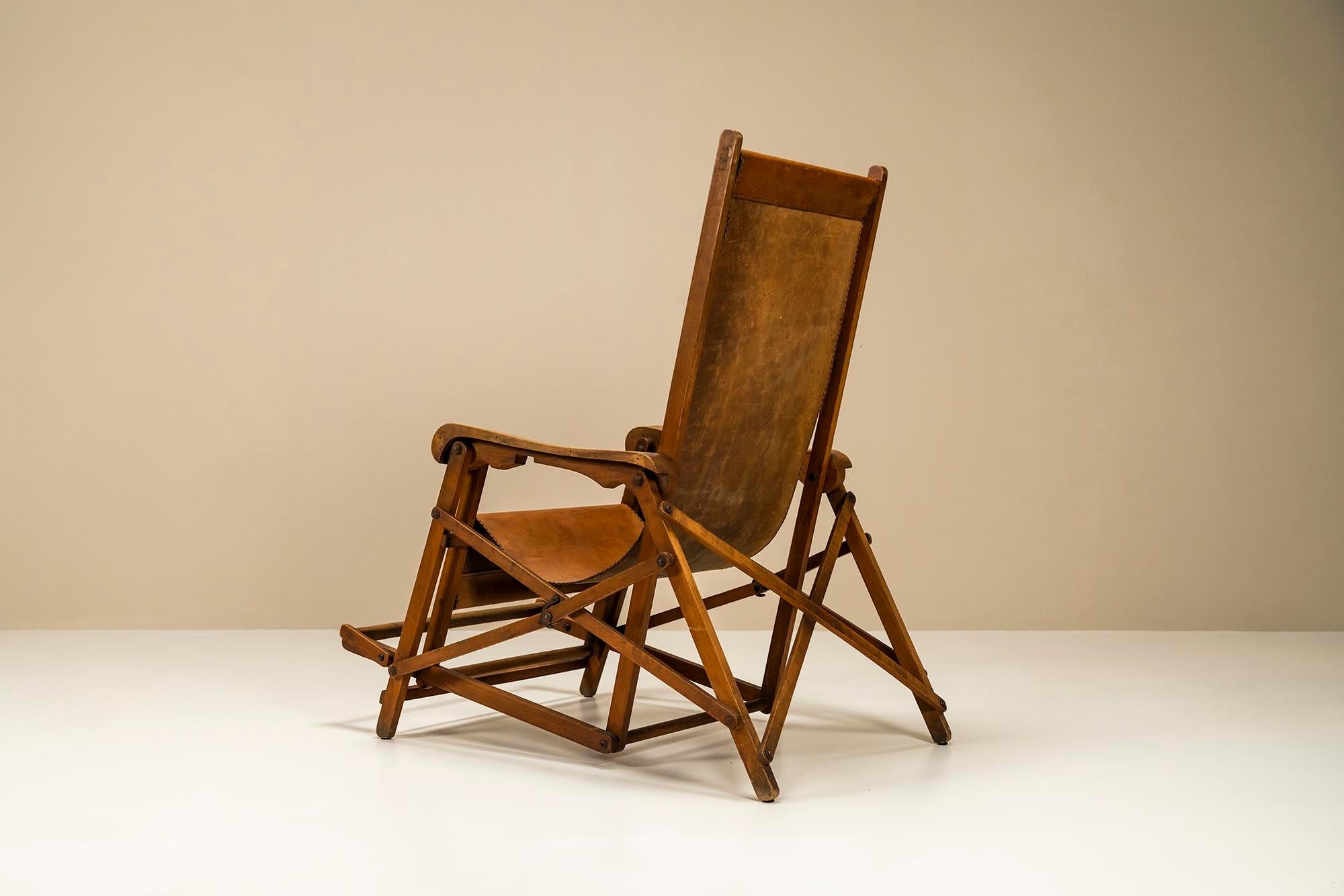 Italian Deck lounge Chair in by Fratelli Reguitti X Louis Vuitton, Italy, 1938 For Sale