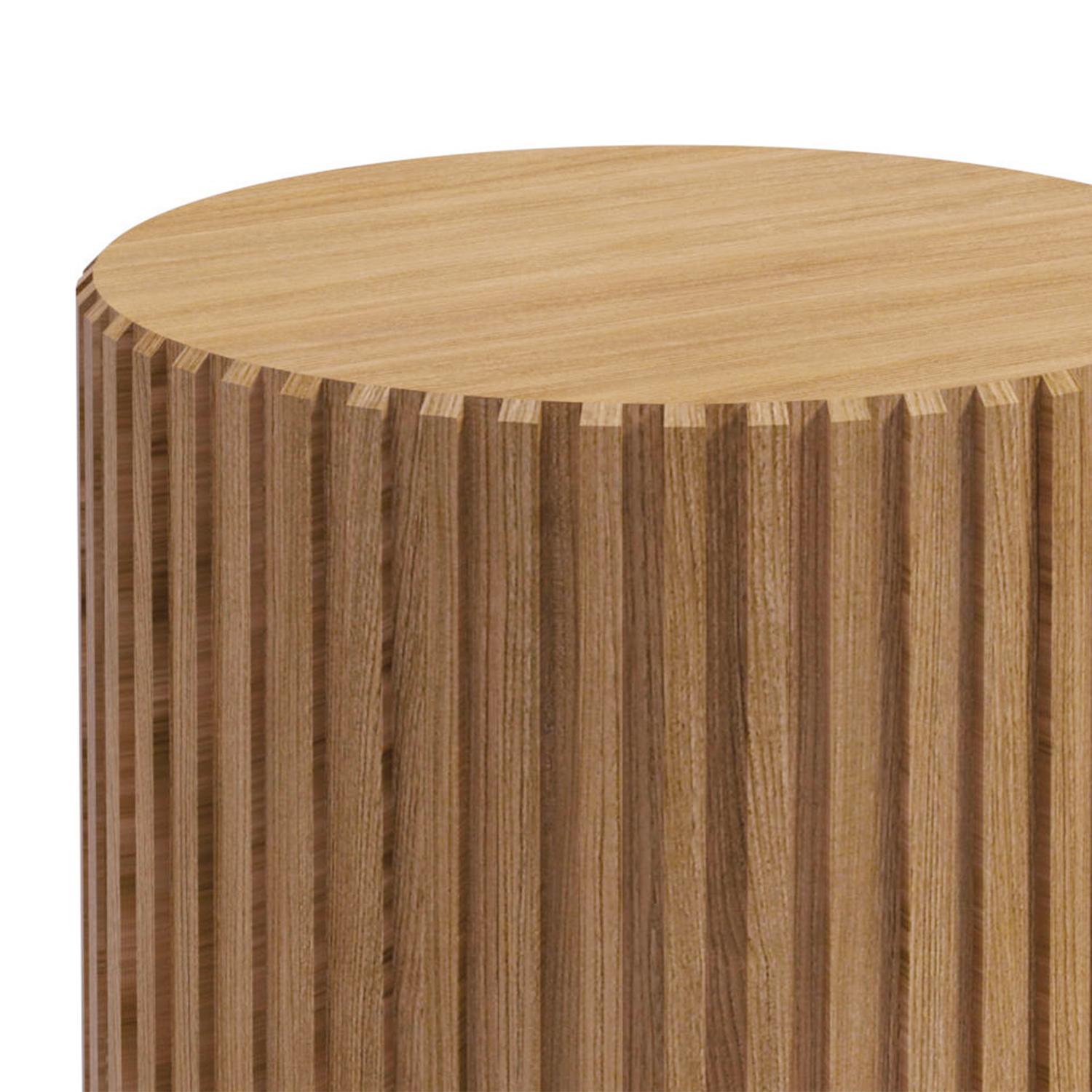 Side table deck teak all made in
Natural solid teak, hand-crafted full
Teak side table with trims and flat top.