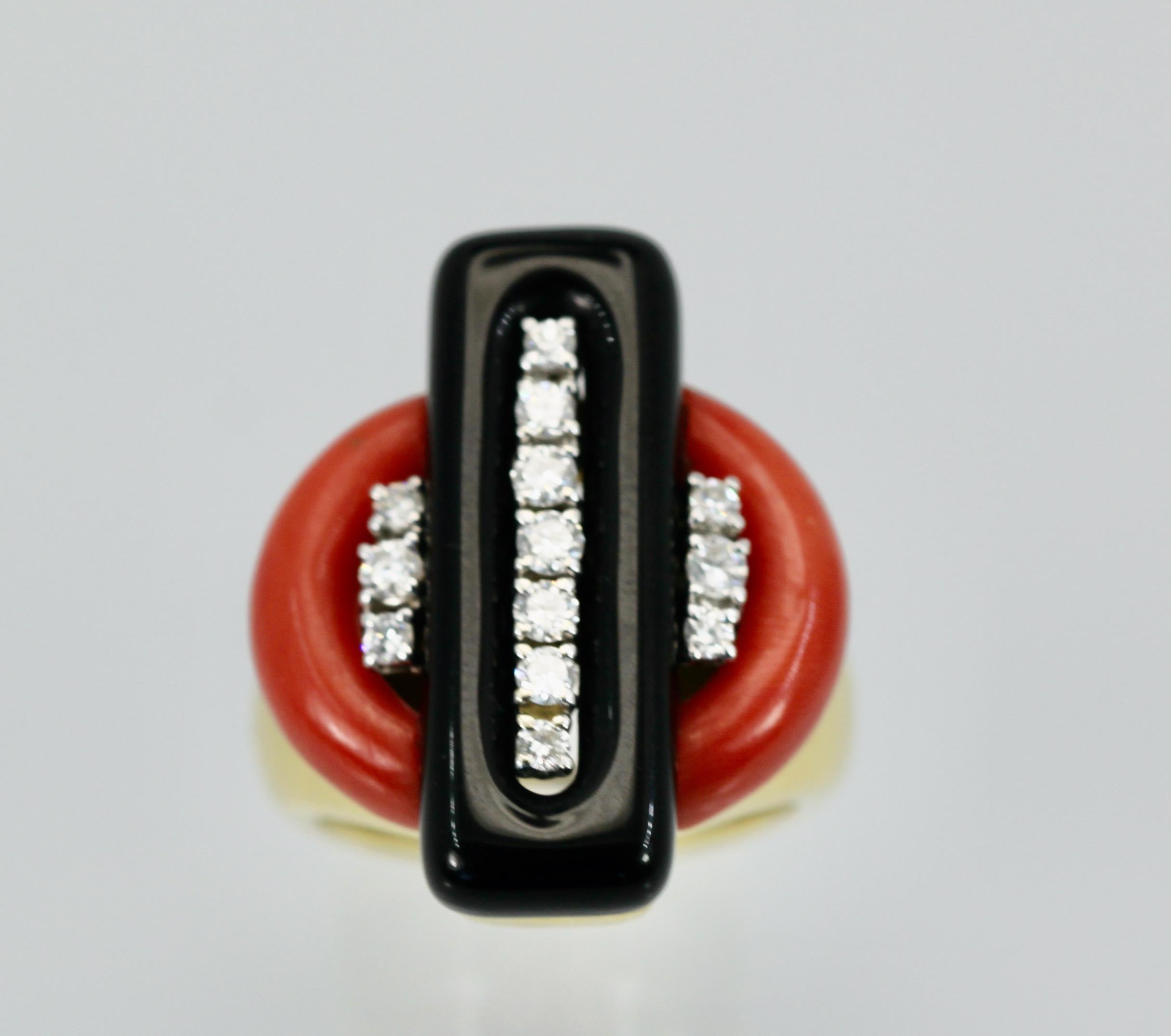 Deco Coral Onyx Diamond Ring 18K For Sale 4