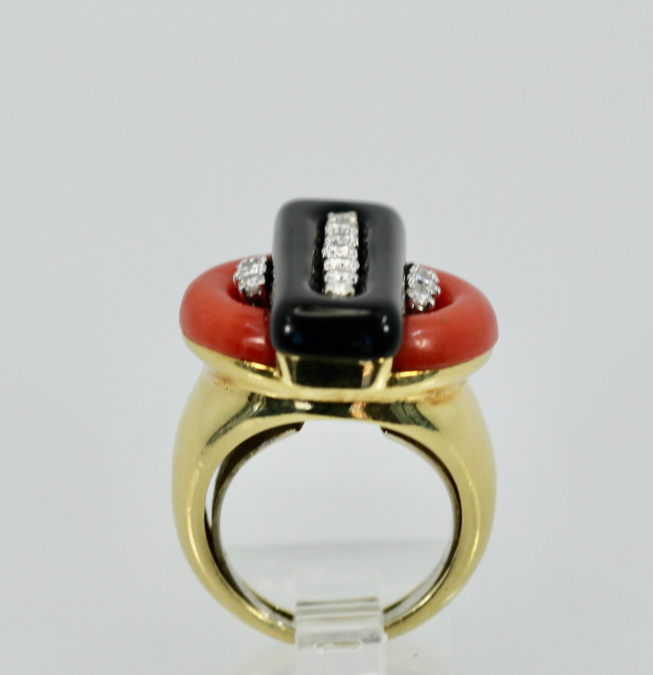 Art déco Bague Déco Corail Onyx Diamant 18K en vente